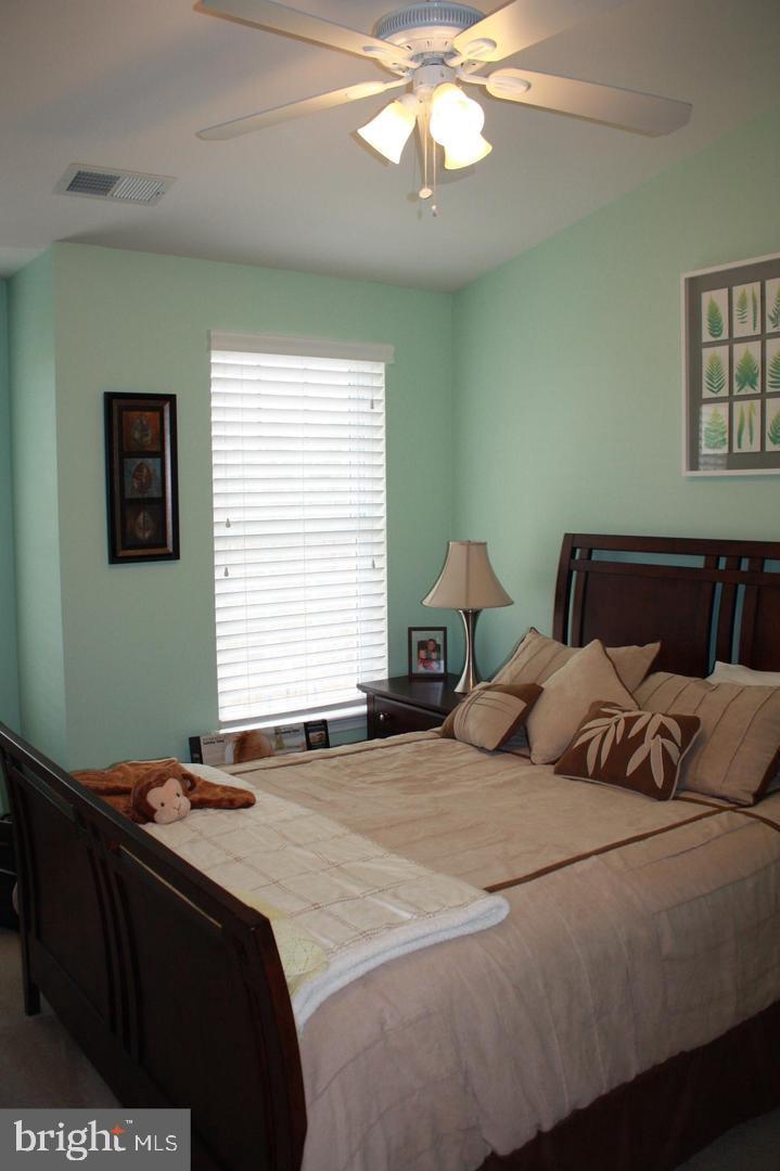 SOUTH RIDING - Residential Lease