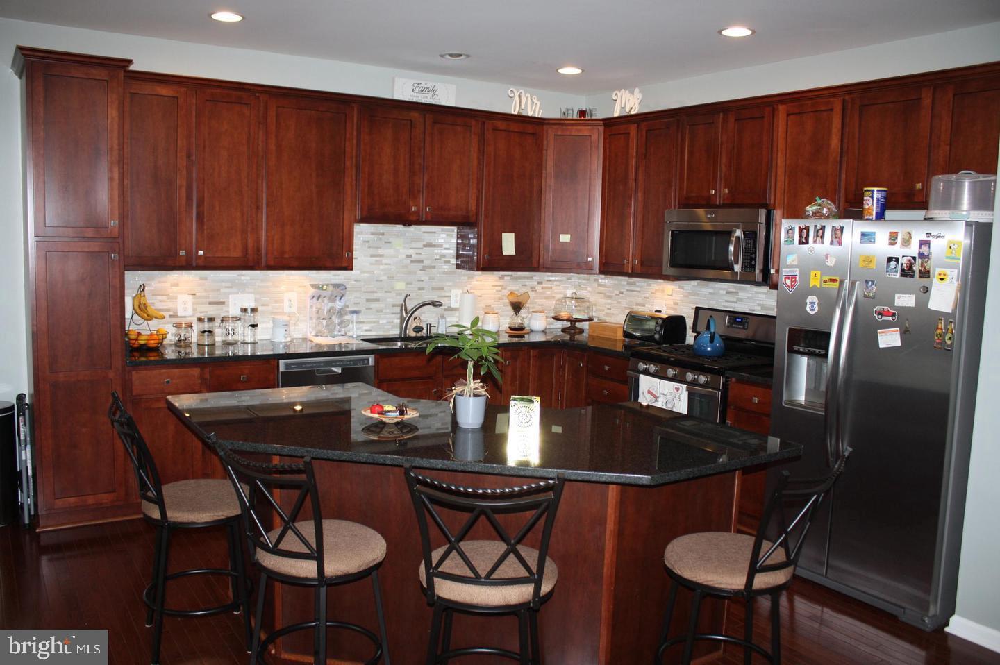 SOUTH RIDING - Residential Lease