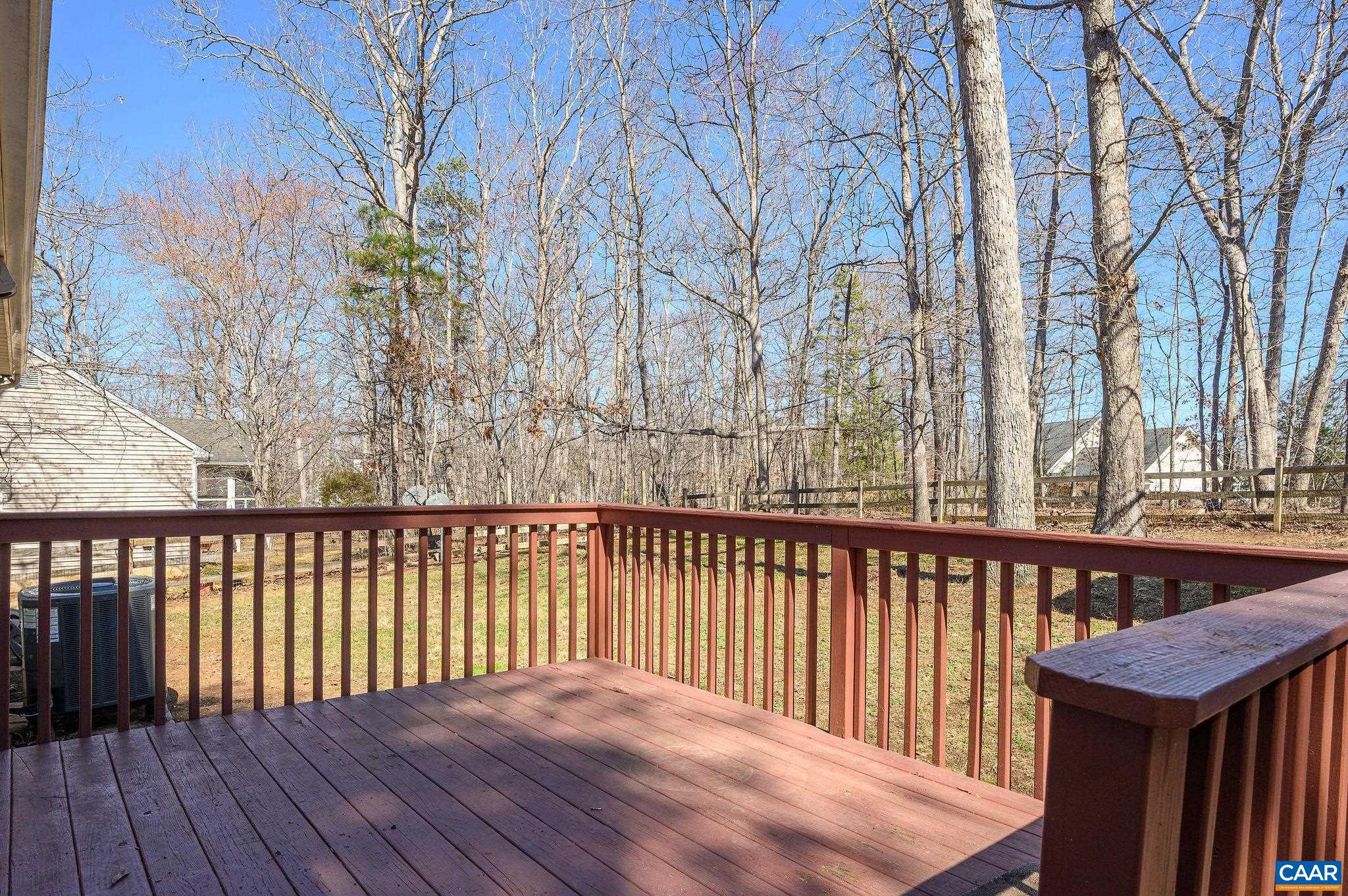 LAKE MONTICELLO - Residential