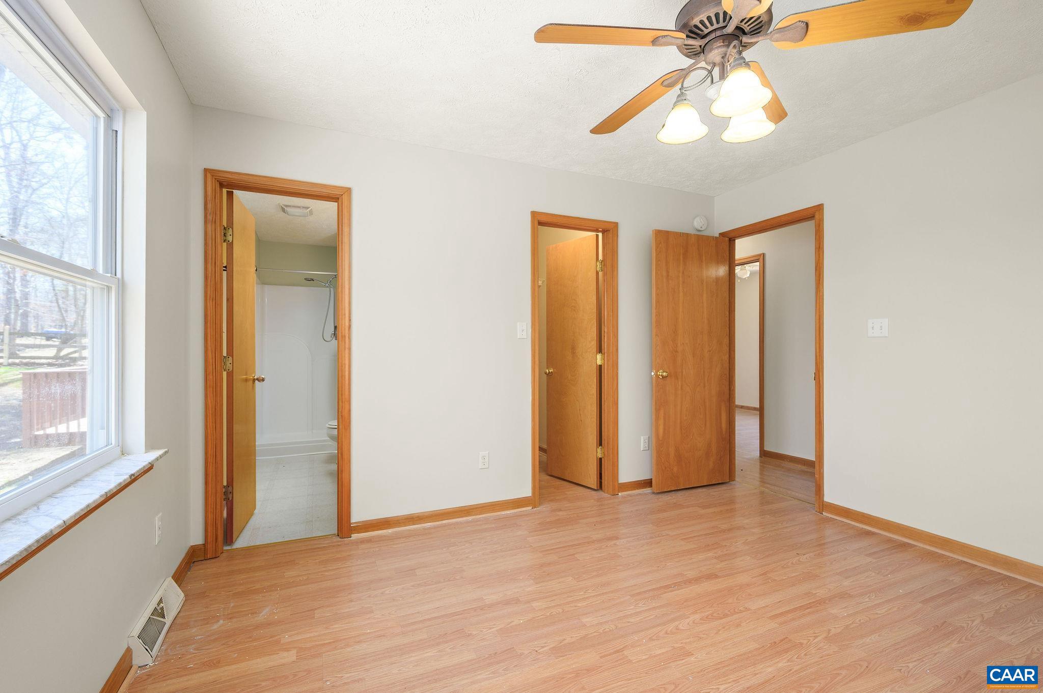 LAKE MONTICELLO - Residential