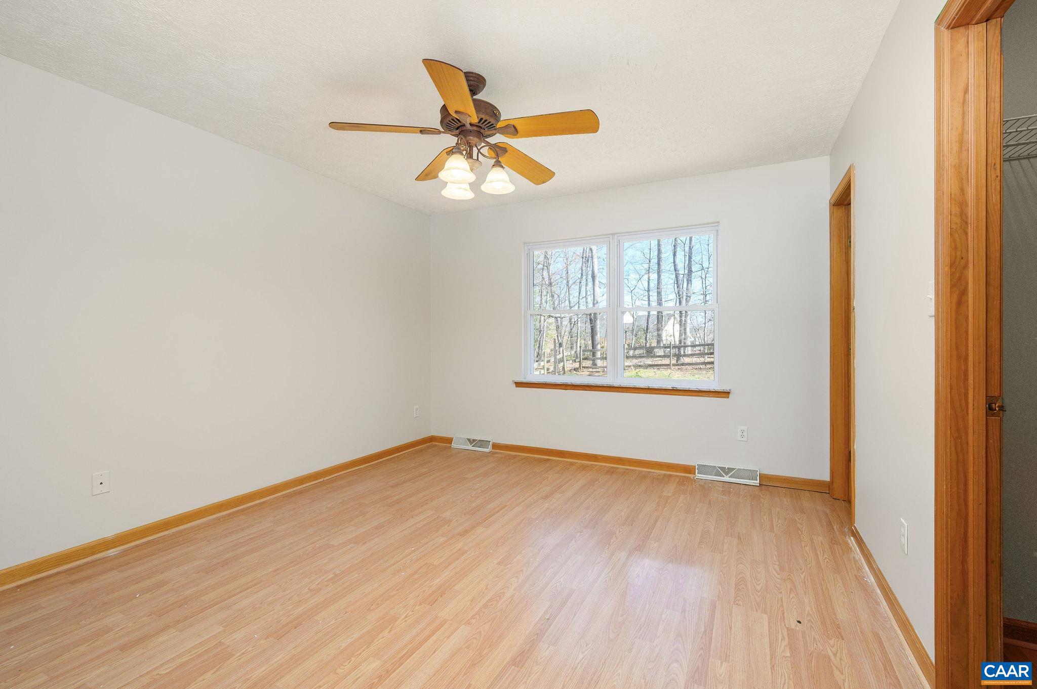 LAKE MONTICELLO - Residential