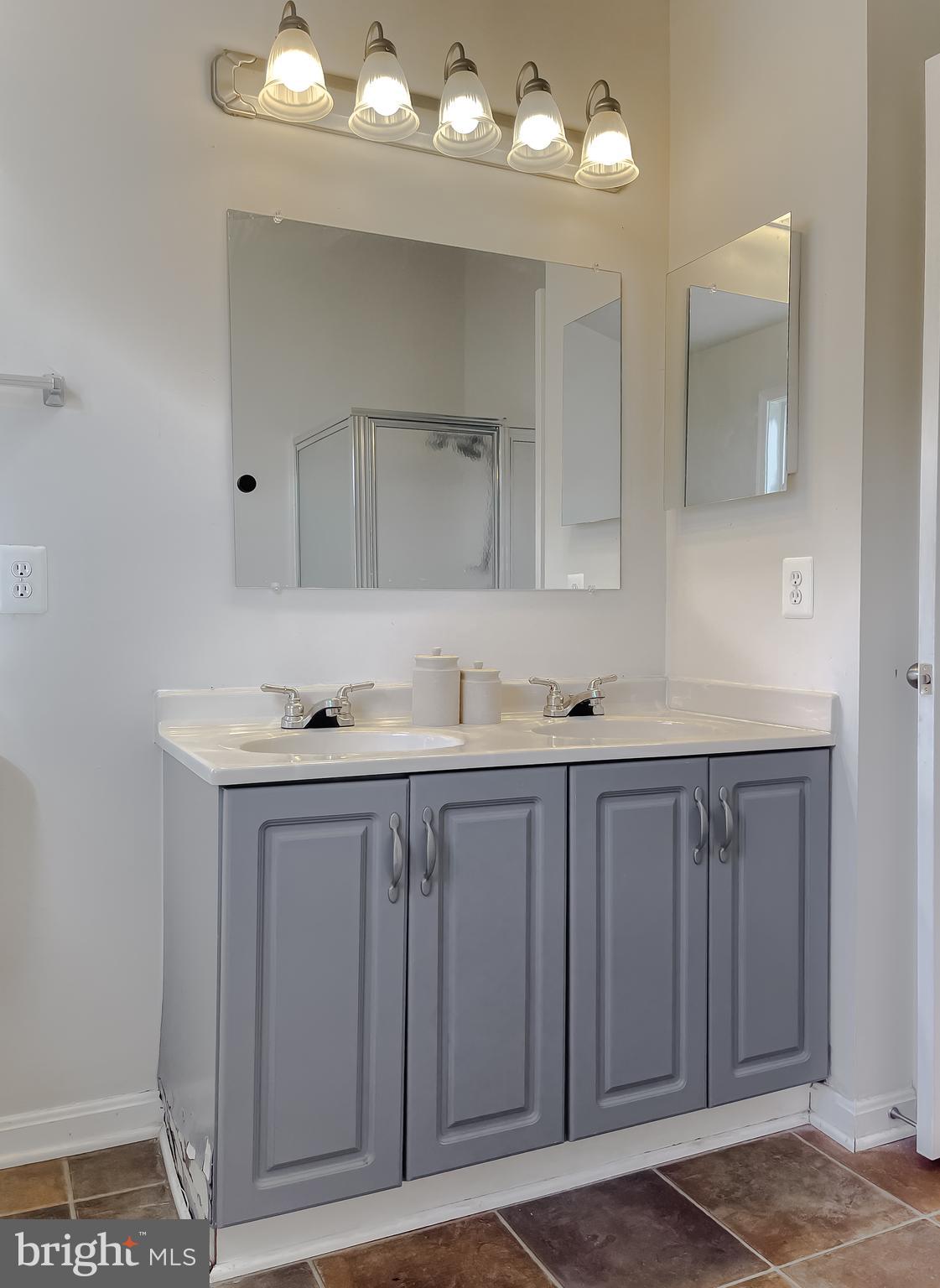 GREENBRIER - Residential