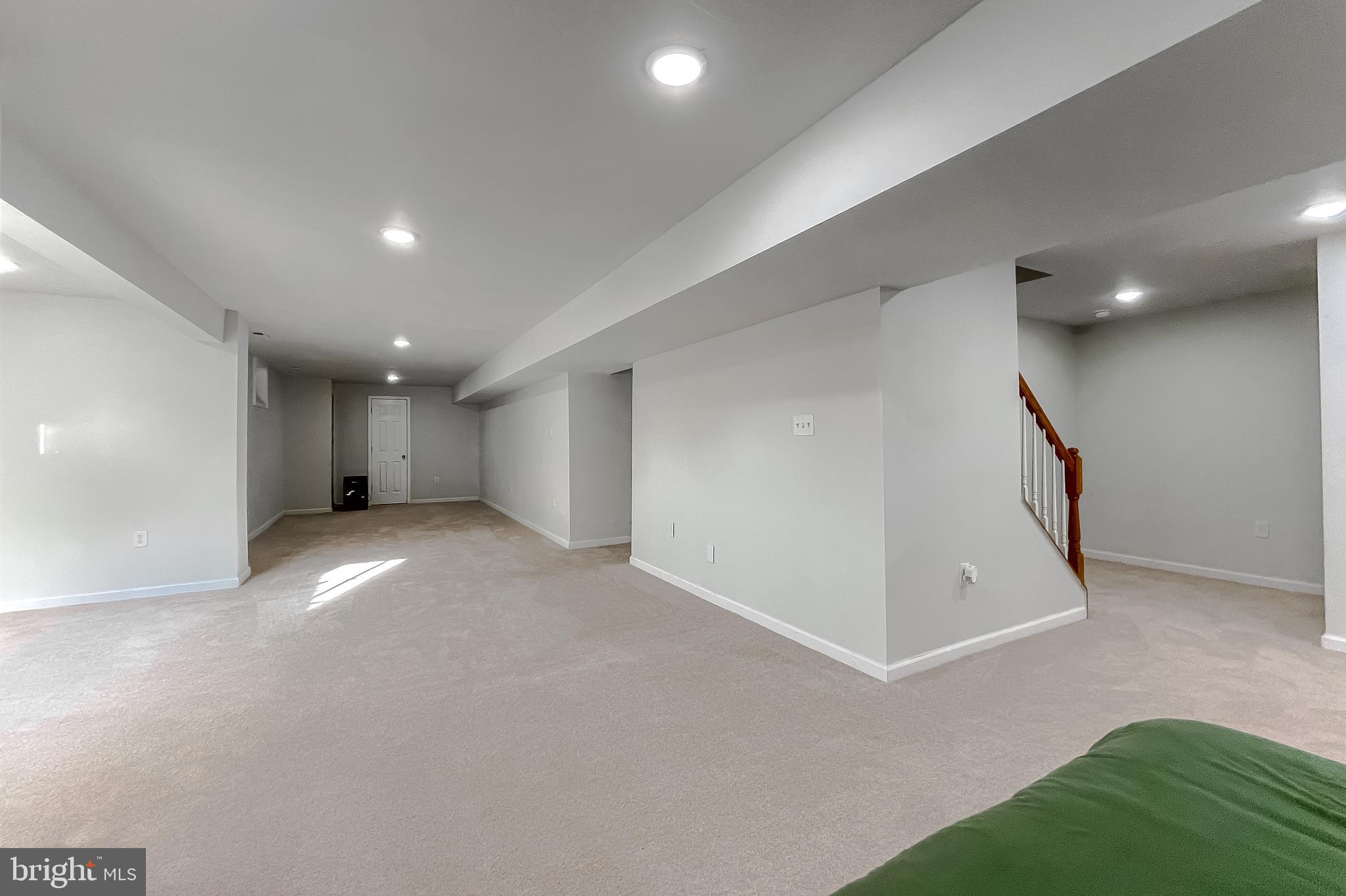 GREENBRIER - Residential