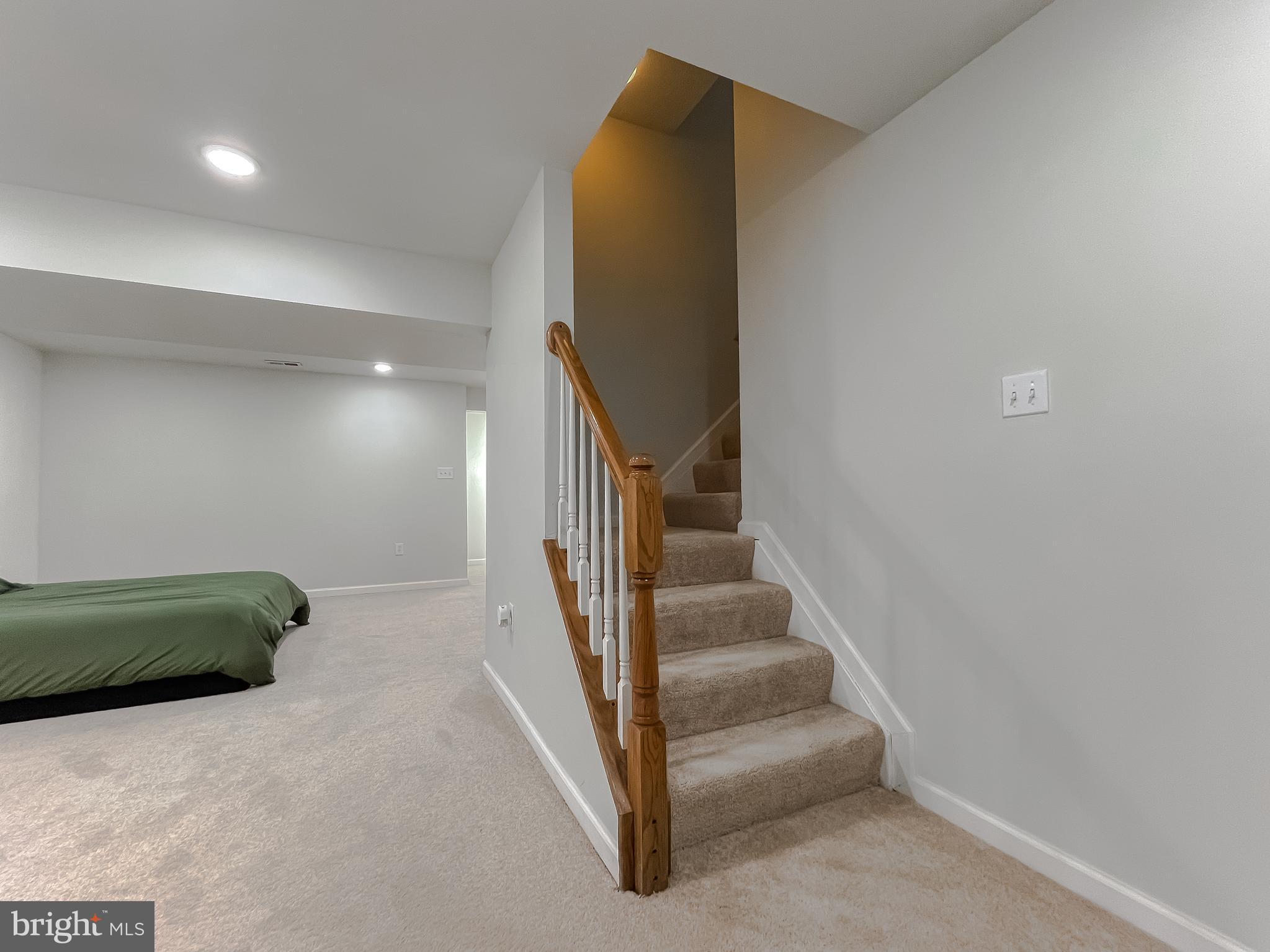 GREENBRIER - Residential