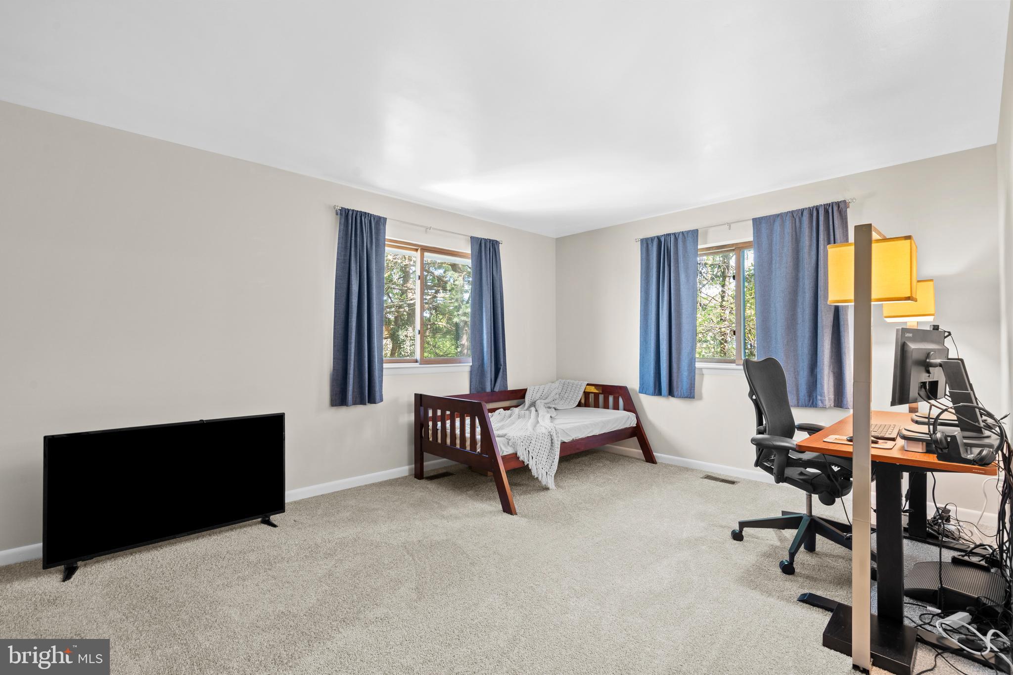 ONE PARK PLACE - Residential