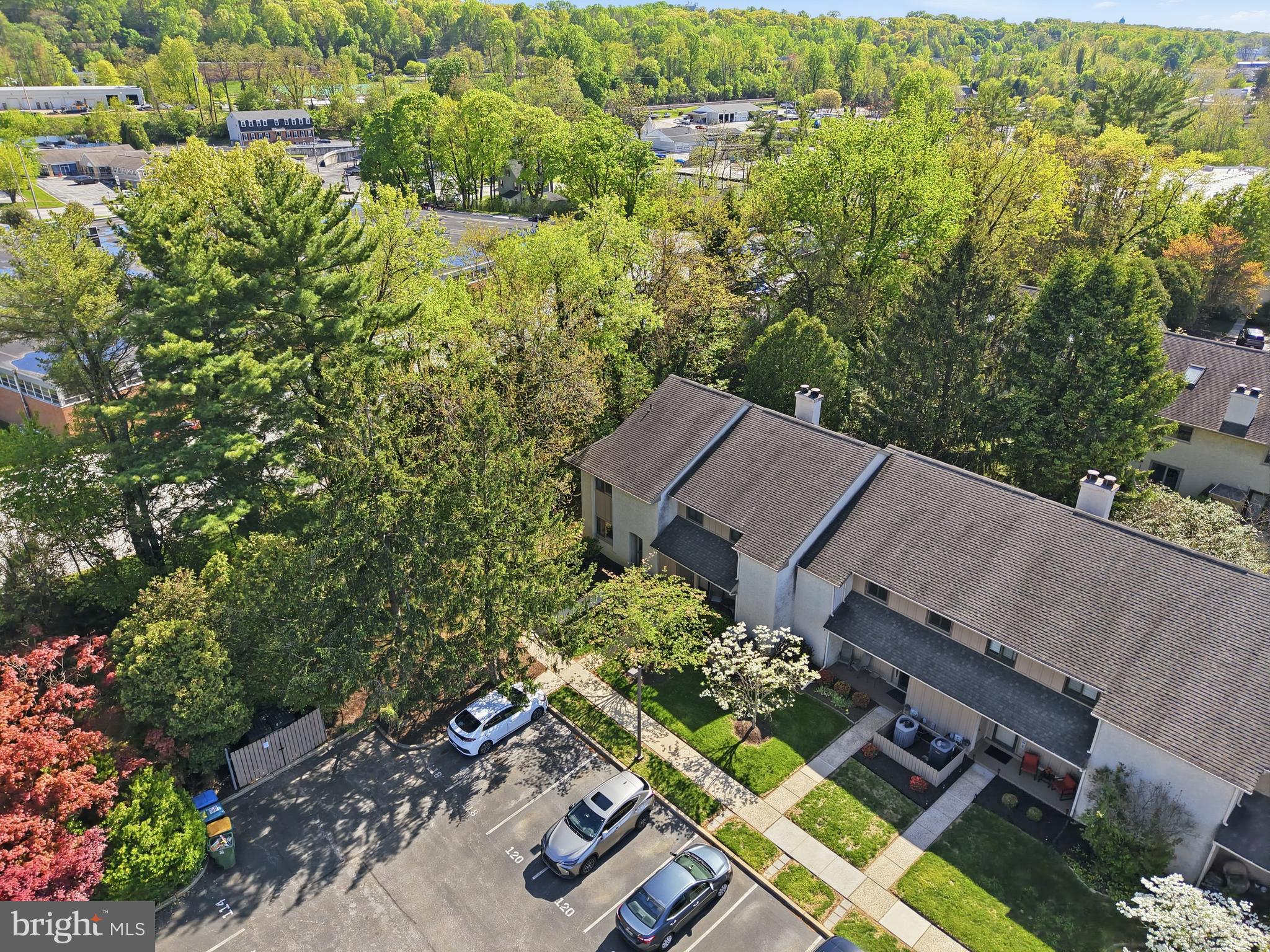 ONE PARK PLACE - Residential