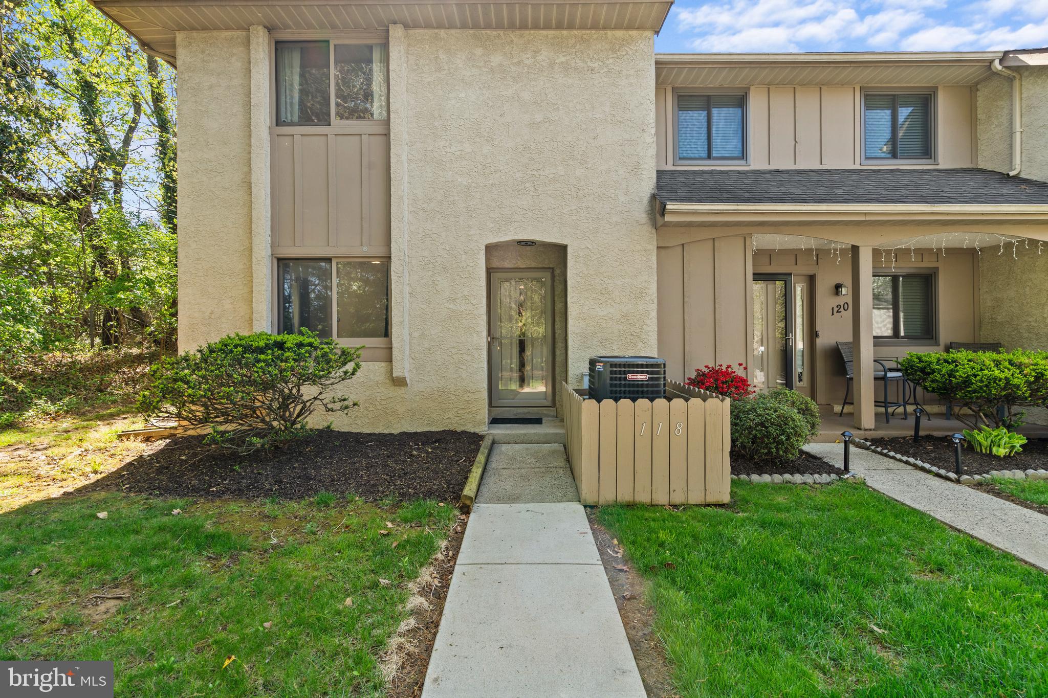 ONE PARK PLACE - Residential