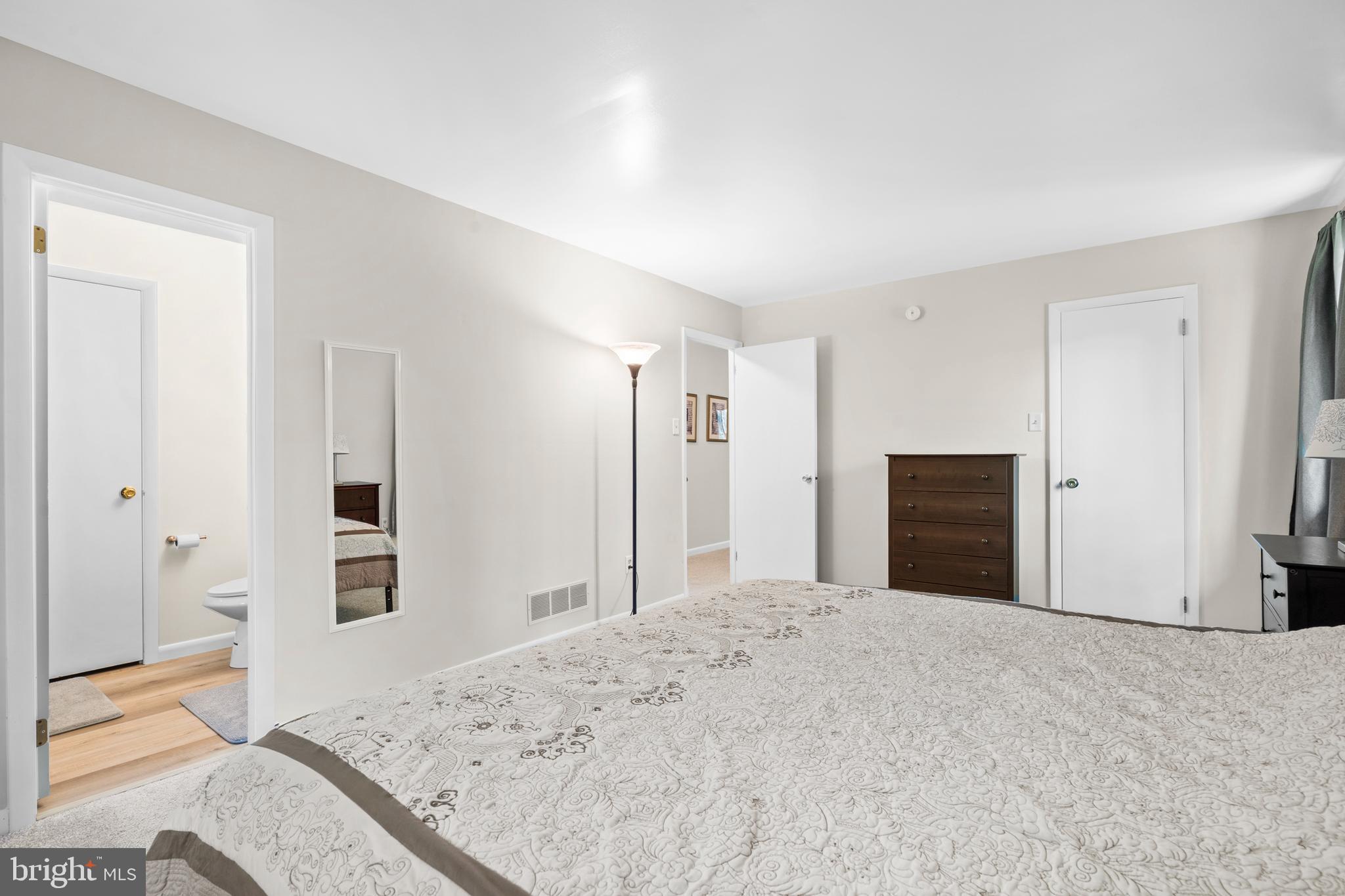 ONE PARK PLACE - Residential