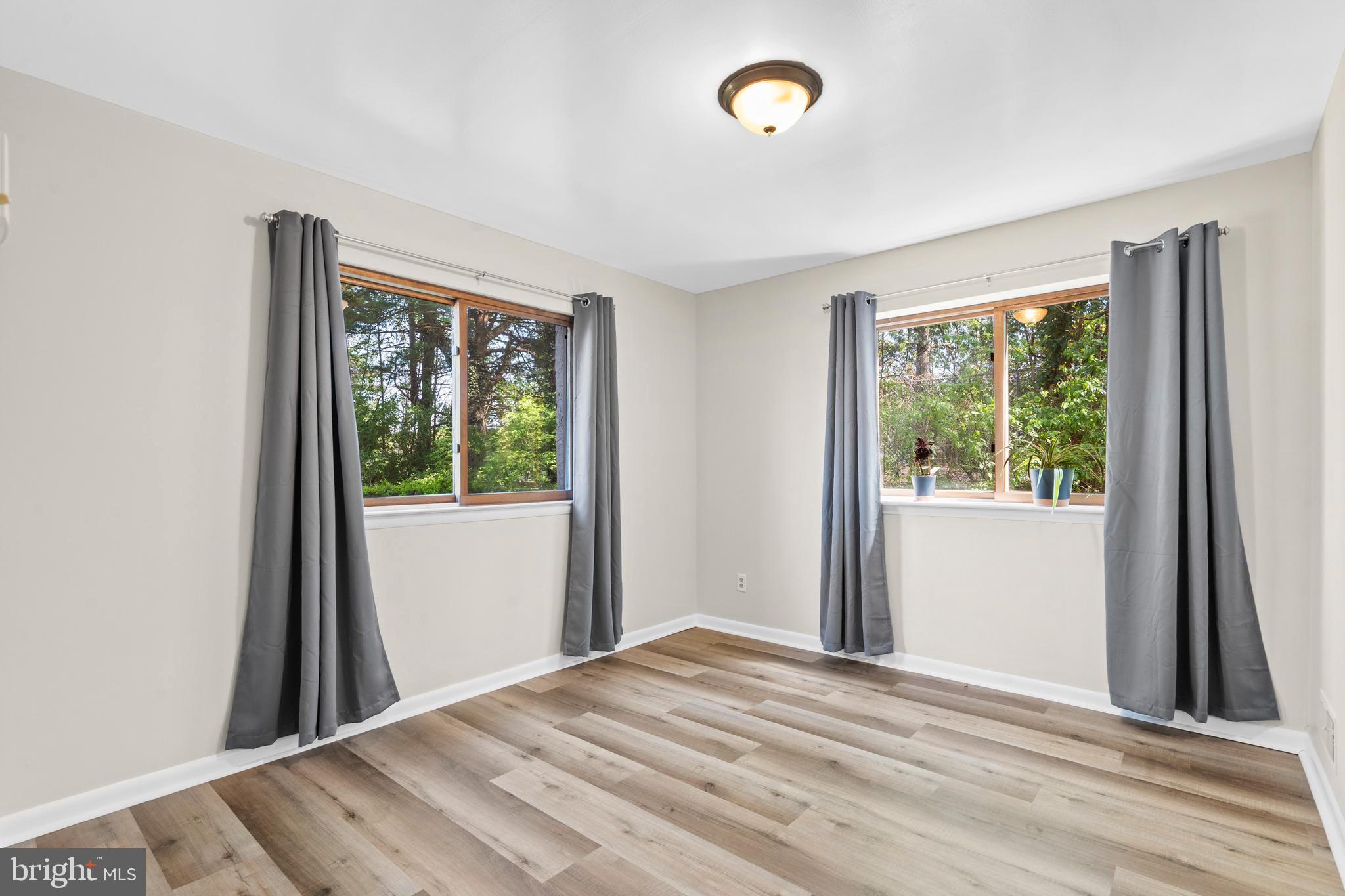 ONE PARK PLACE - Residential