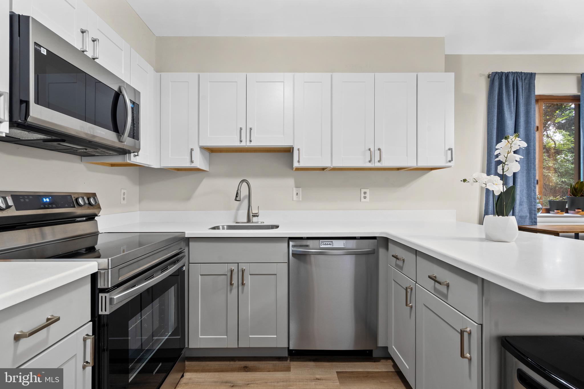 ONE PARK PLACE - Residential