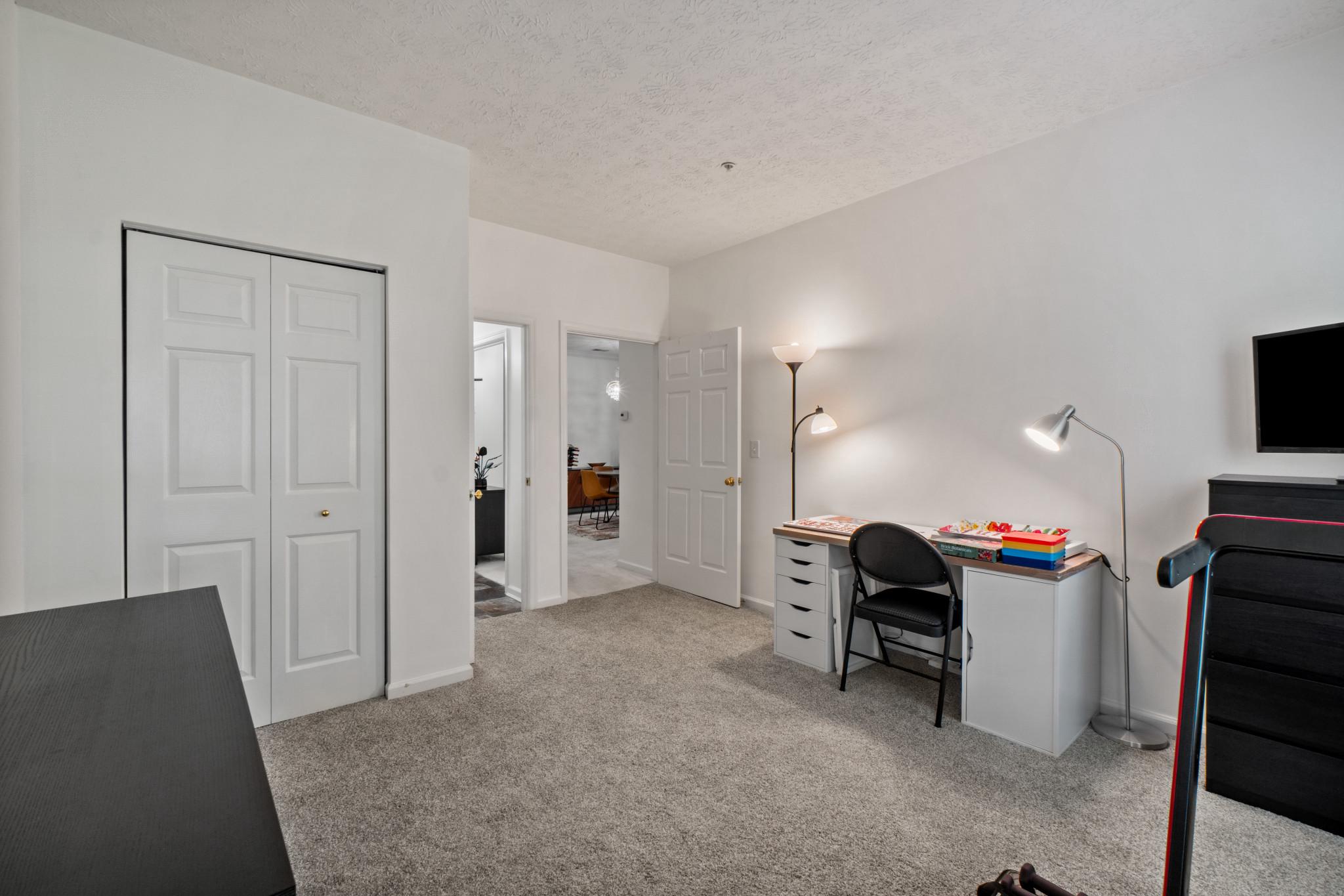 DEVONSHIRE AT WHITEMARSH - Residential