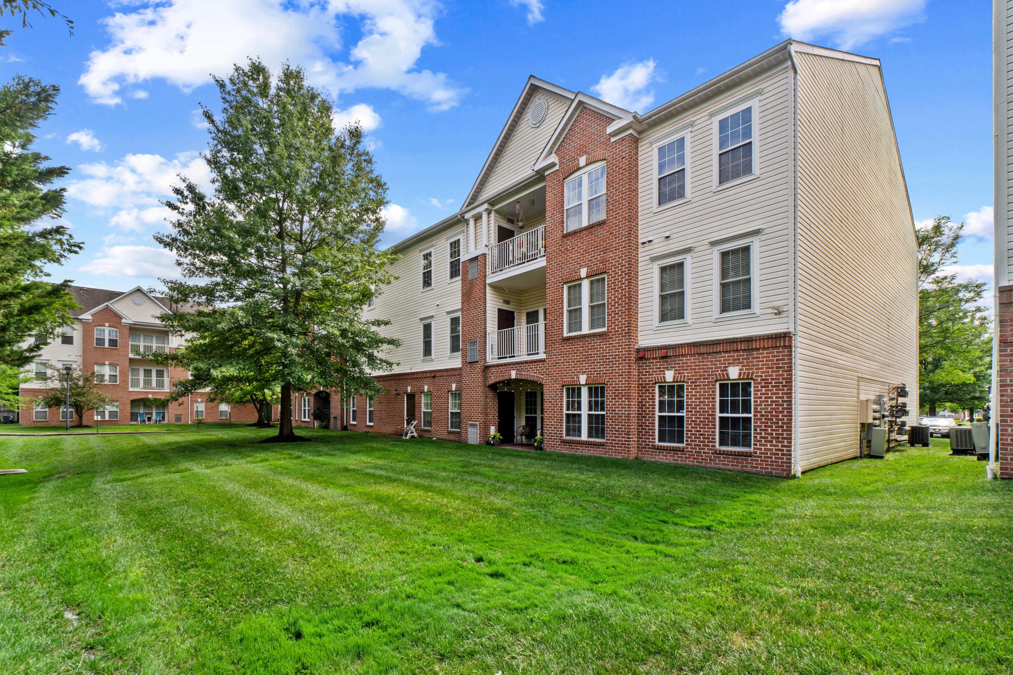 DEVONSHIRE AT WHITEMARSH - Residential
