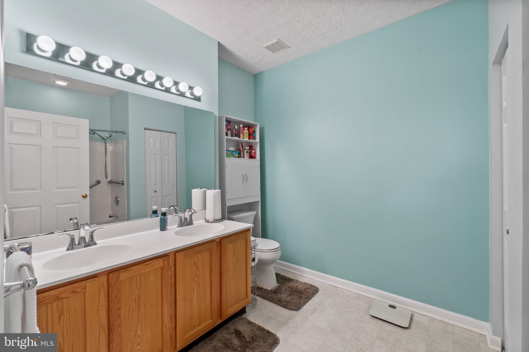 DEVONSHIRE AT WHITEMARSH - Residential