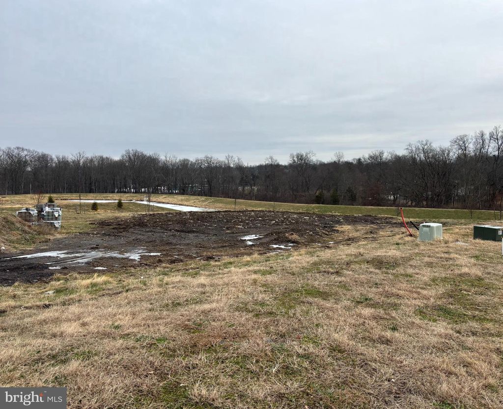 Photo of 96 Liberty Trail Dr, SELLERSVILLE, PA 18960 (MLS # PABU2100572)