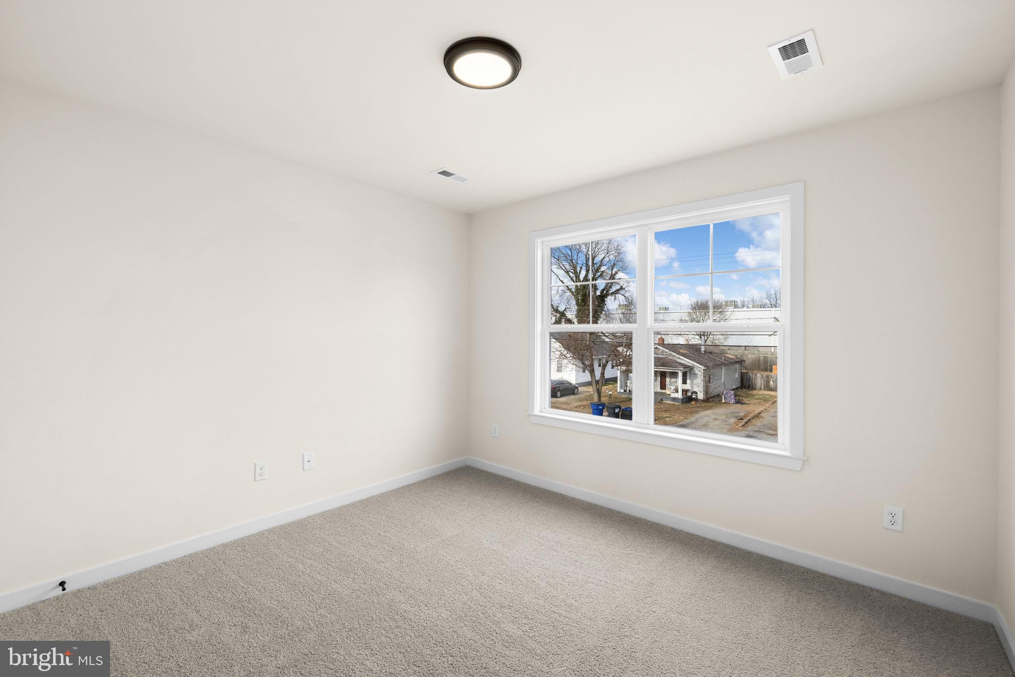 SYLVANIA HEIGHTS - Residential