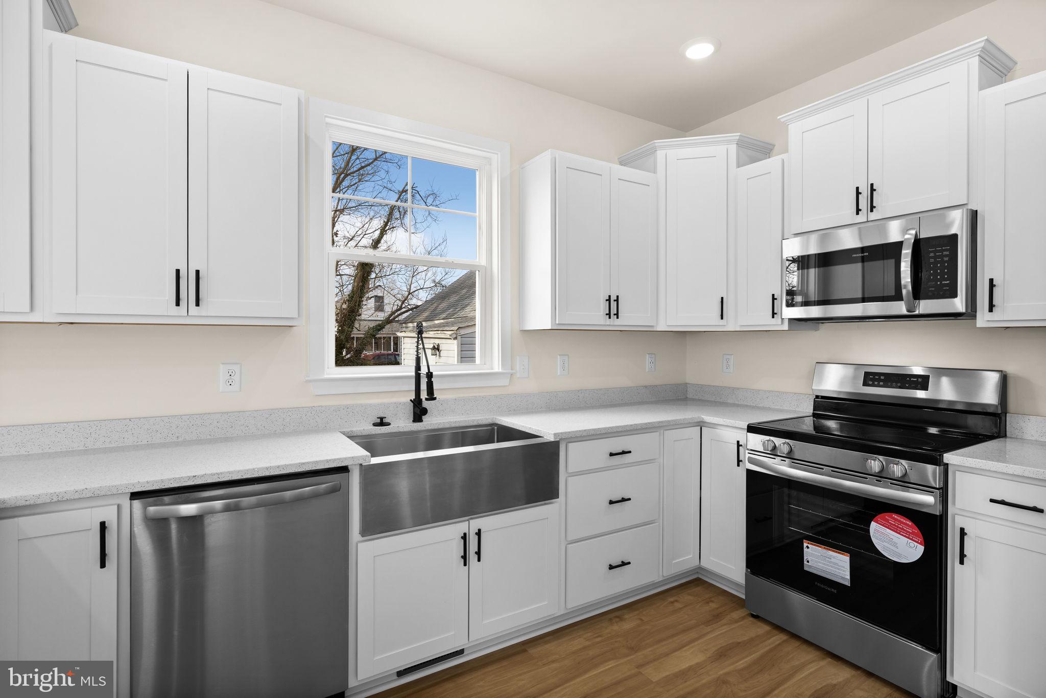 SYLVANIA HEIGHTS - Residential