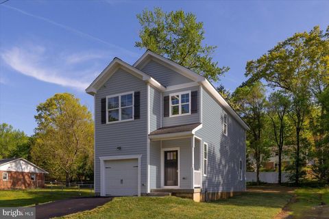 165 BEND FARM ROAD FREDERICKSBURG VA 22408