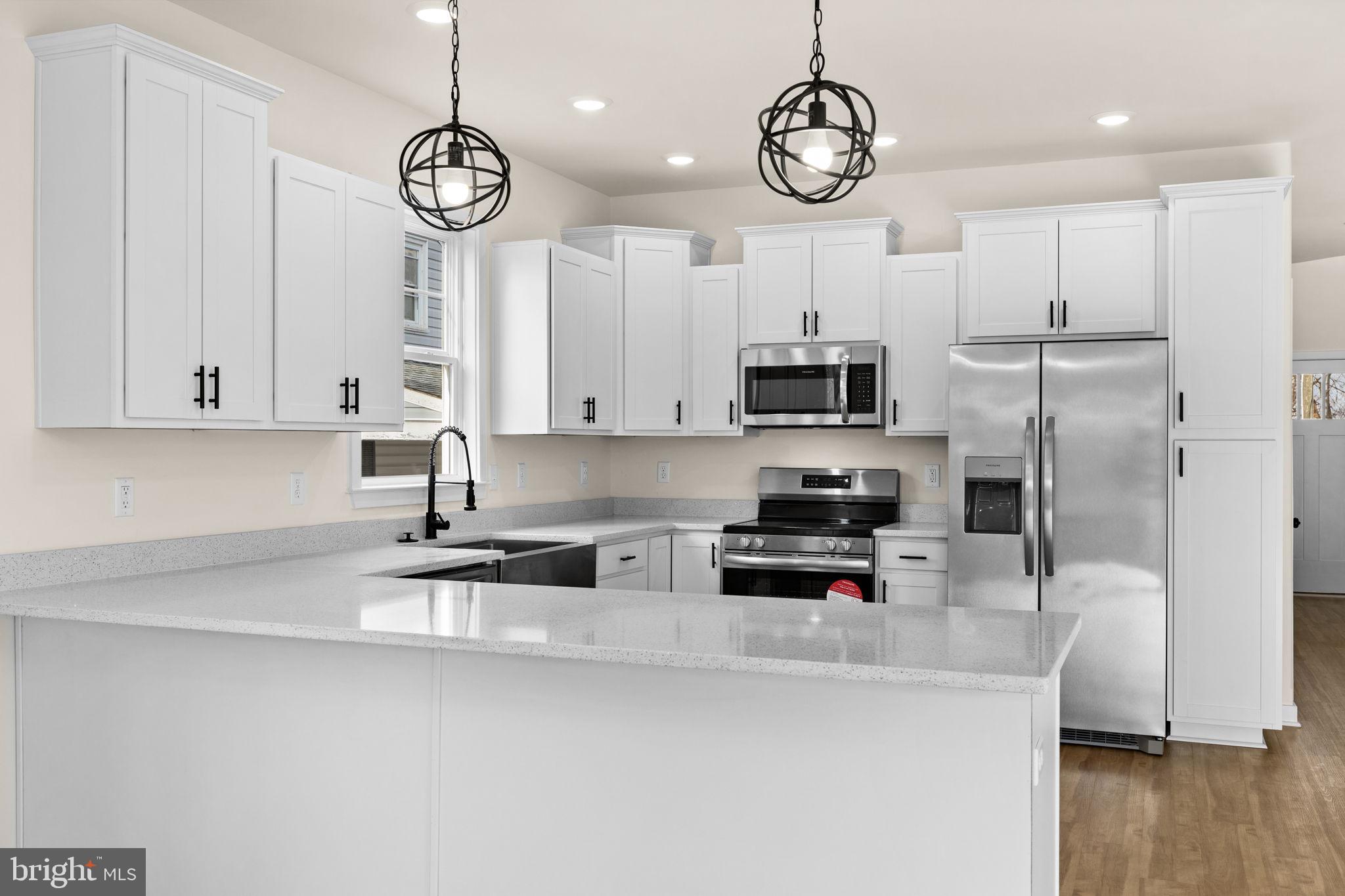 SYLVANIA HEIGHTS - Residential