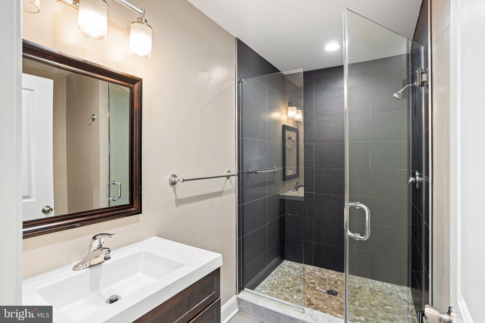 COBBS CREEK - Residential