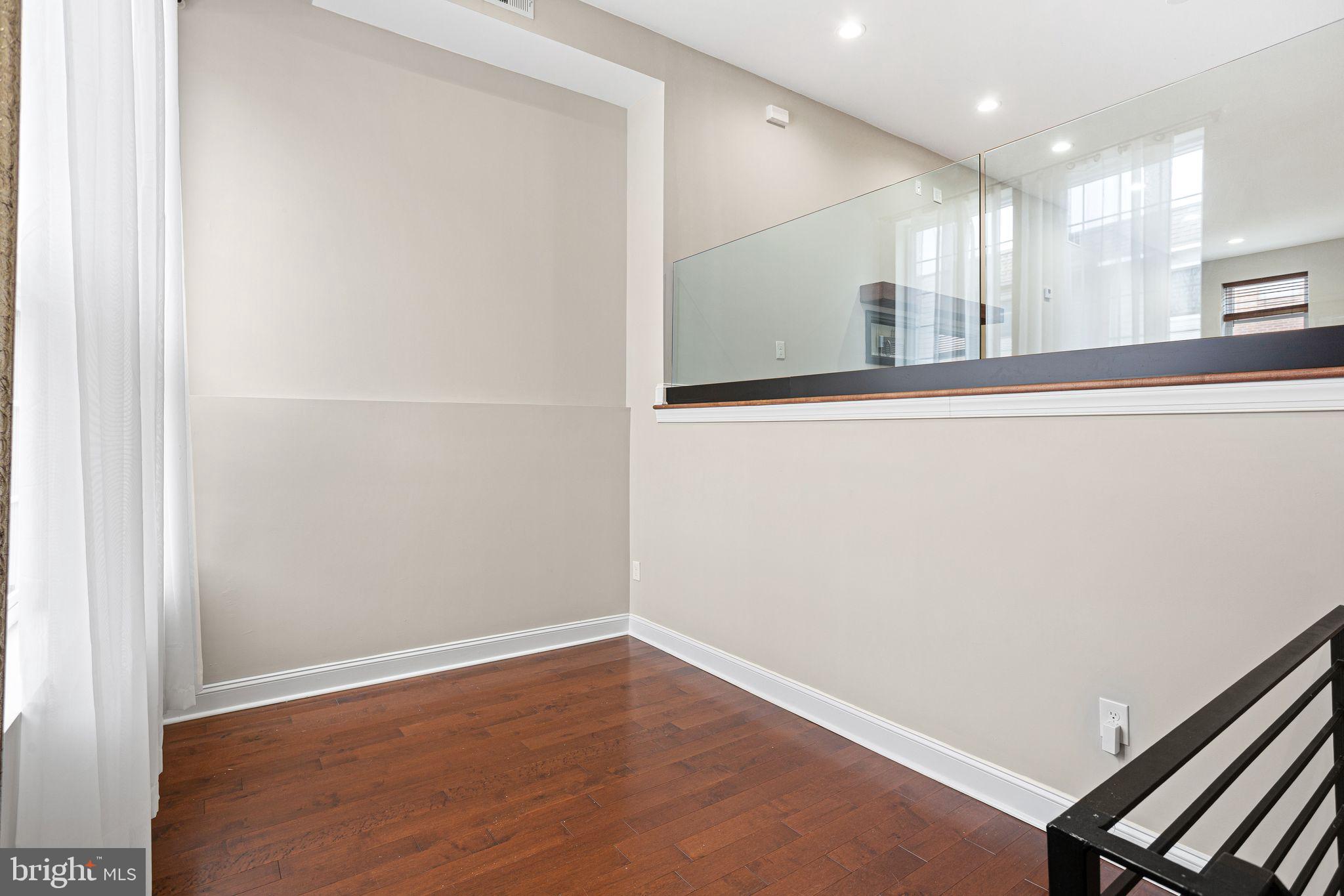 COBBS CREEK - Residential