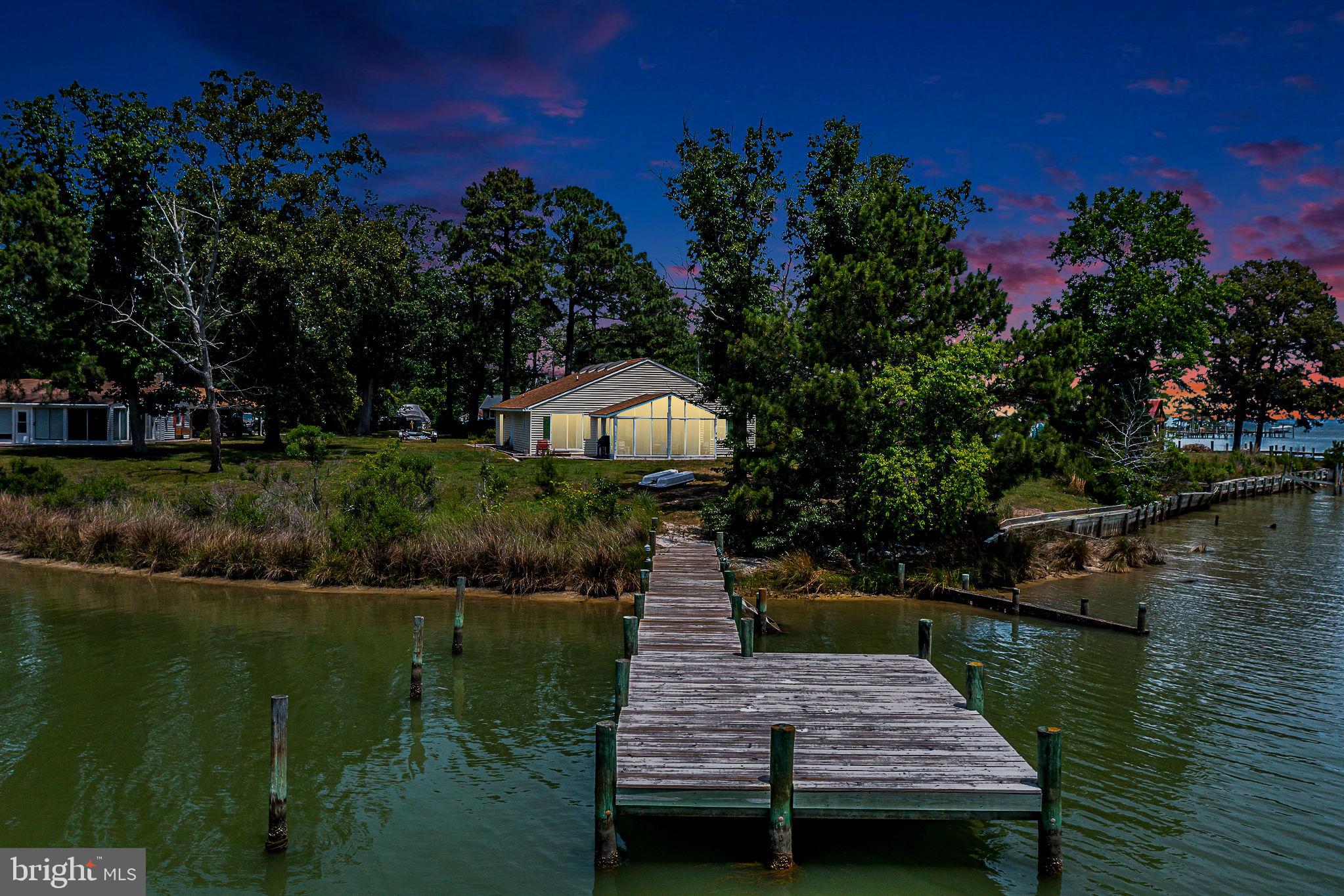 96 POTOMAC SHORE DRIVE