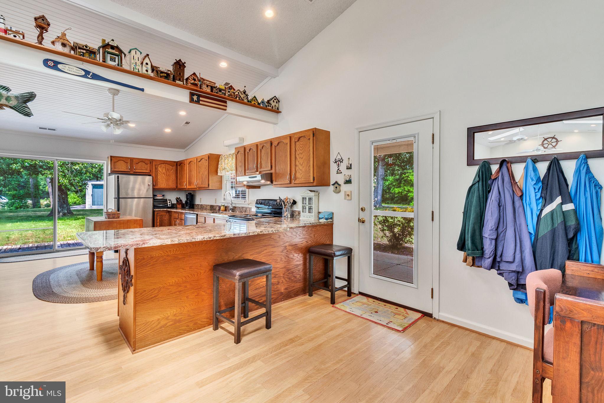 96 POTOMAC SHORE DRIVE