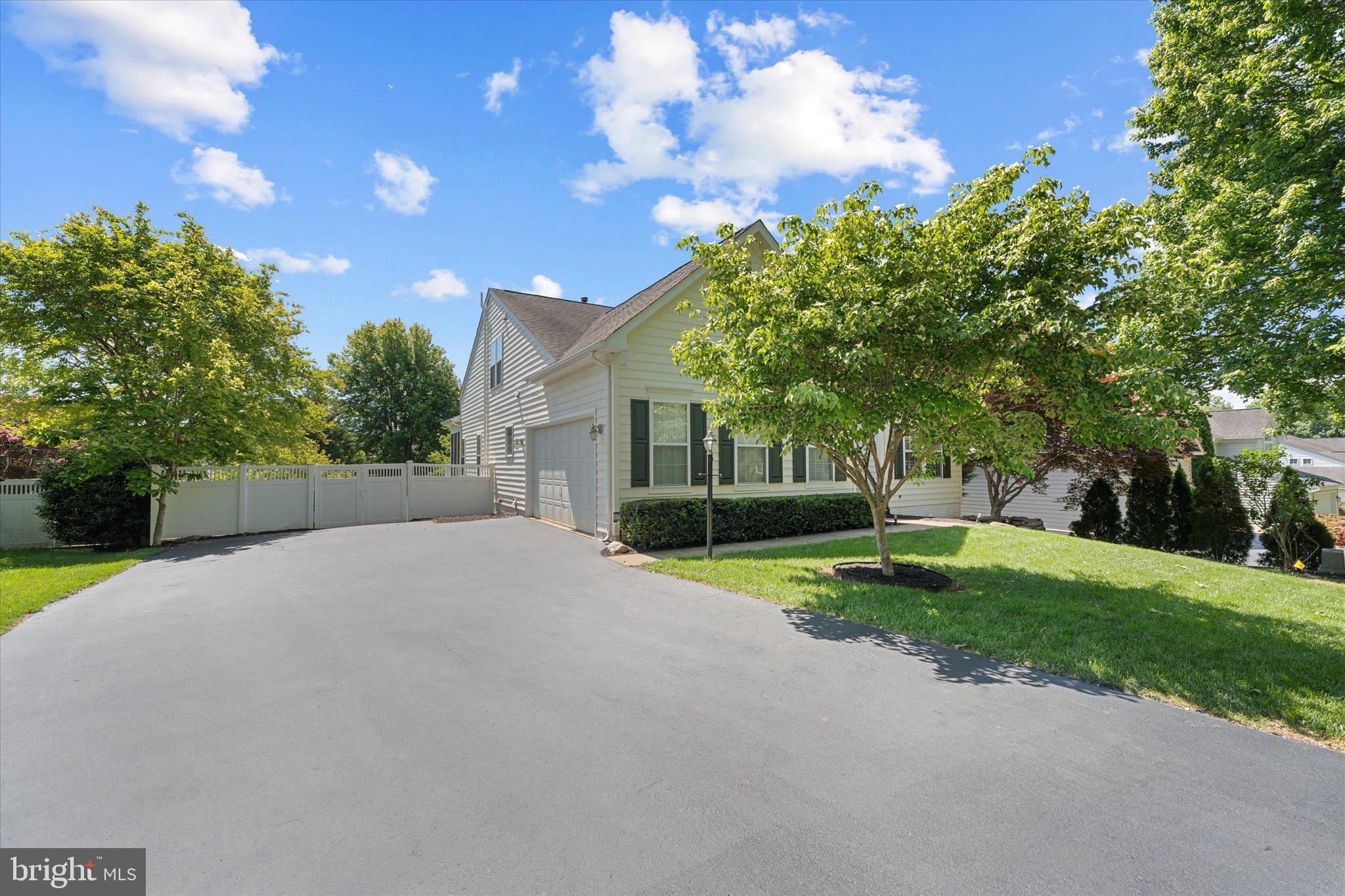 369 CANNON WAY
