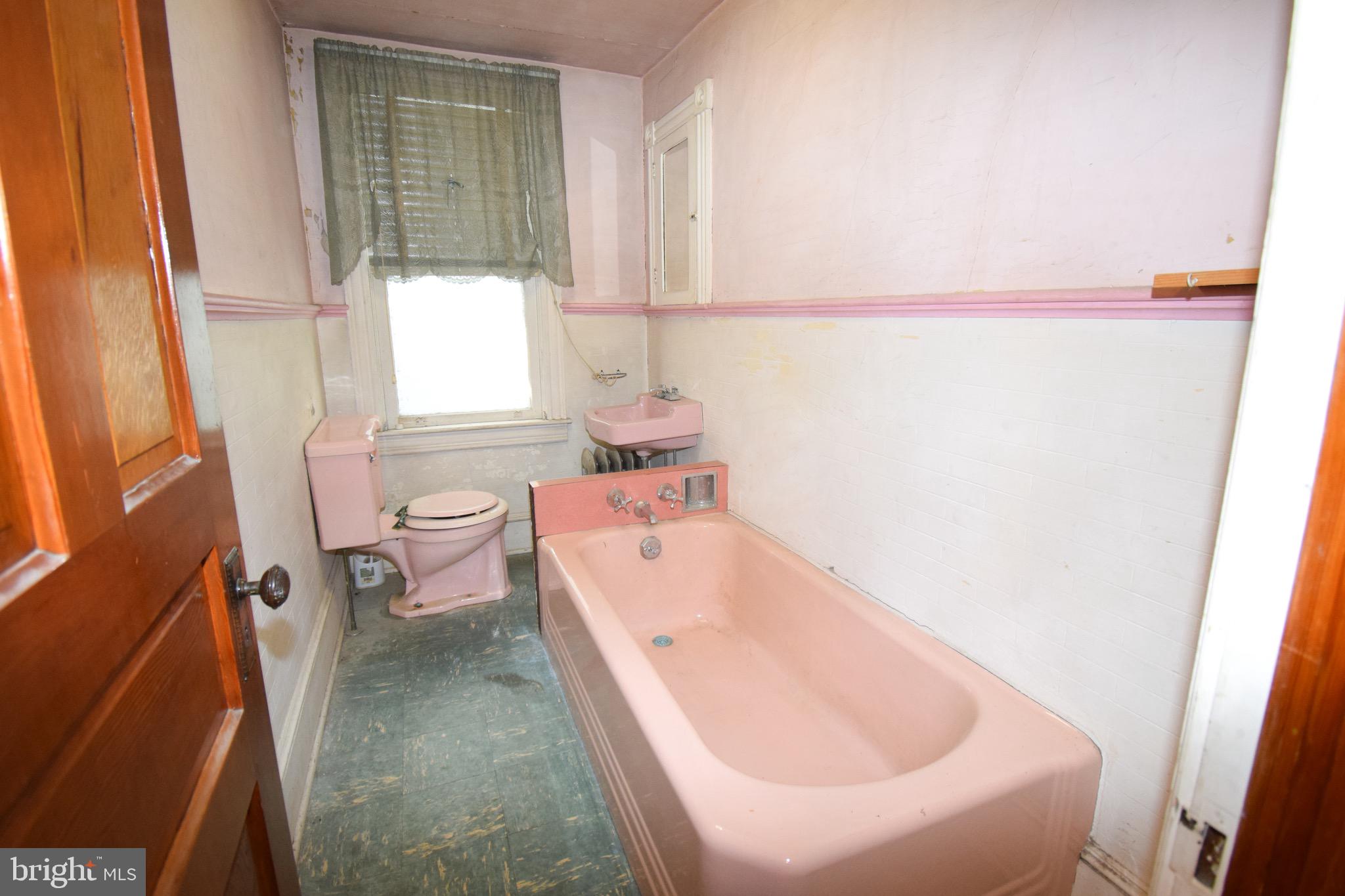 SUMMIT HILL BOROUGH - Residential