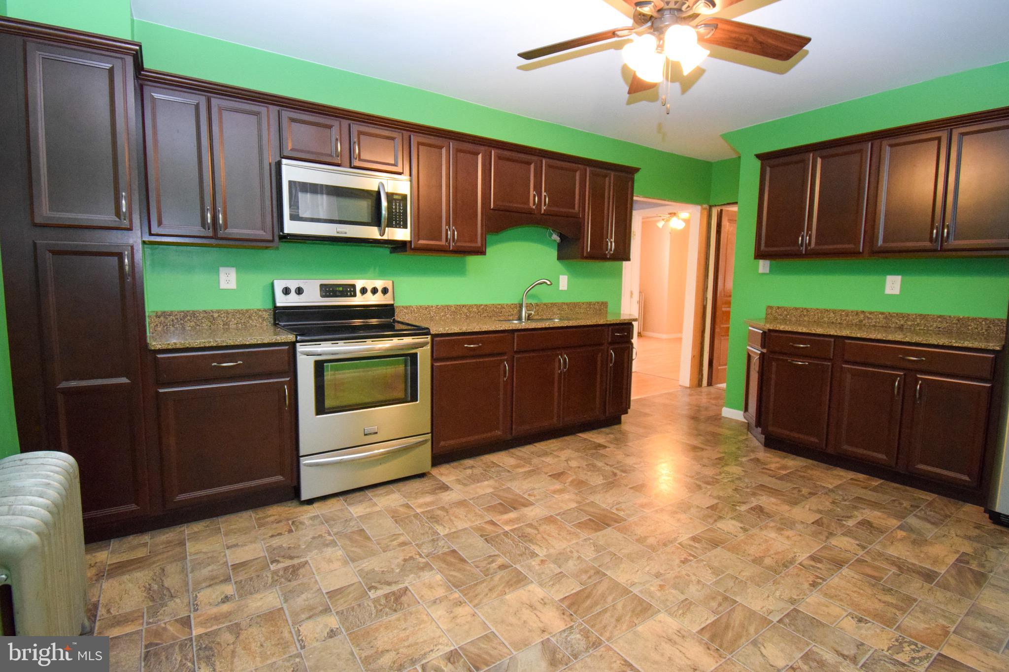 SUMMIT HILL BOROUGH - Residential