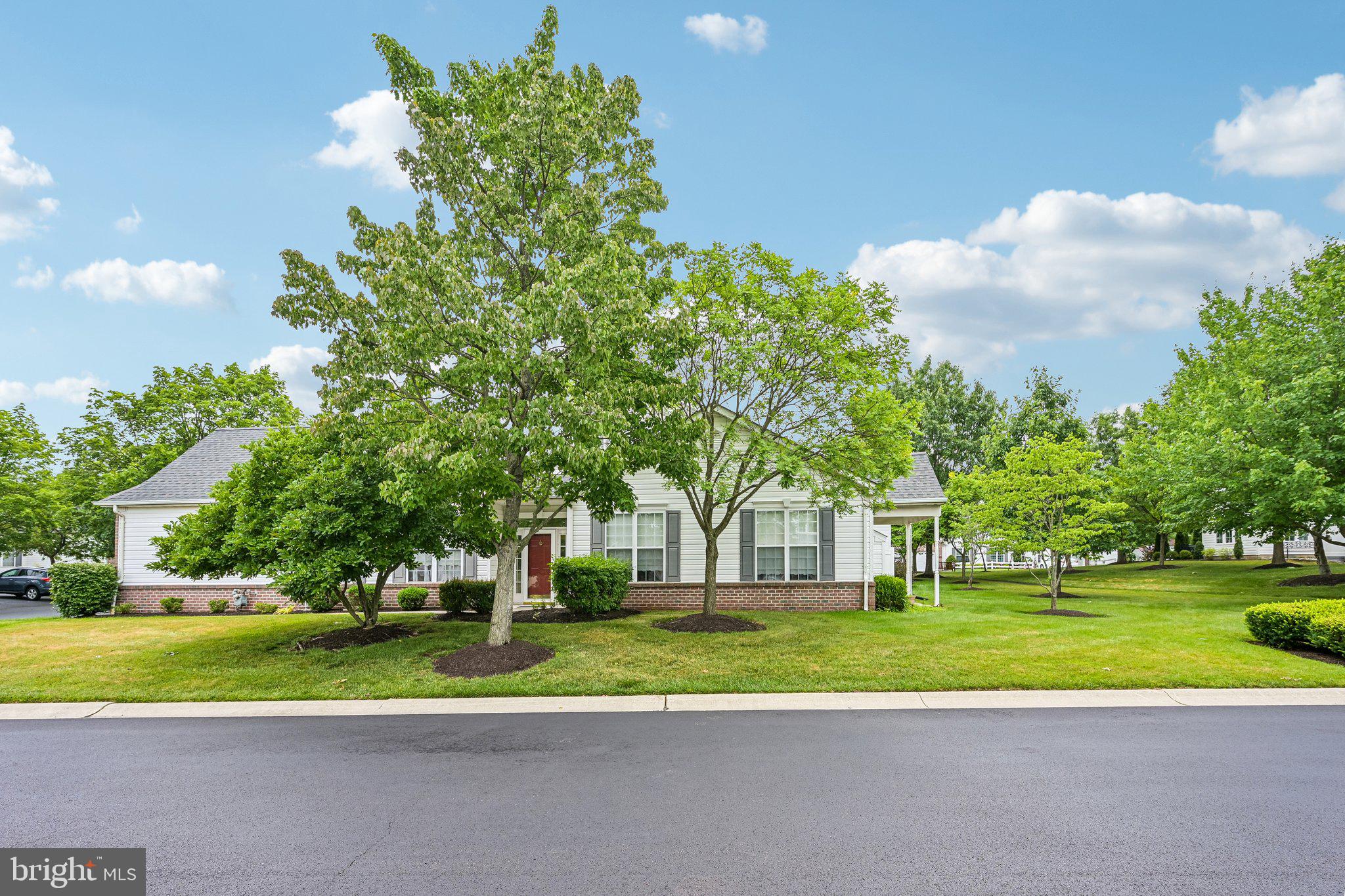 106 NEWBURY WAY