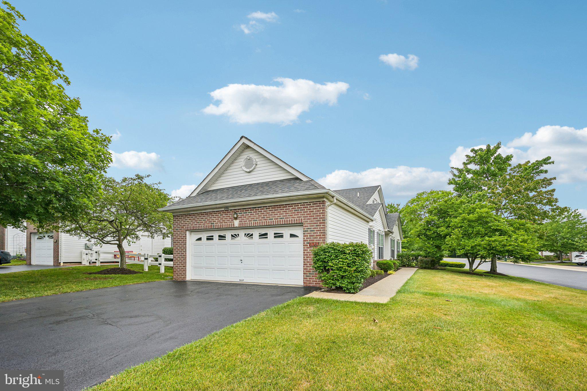 106 NEWBURY WAY