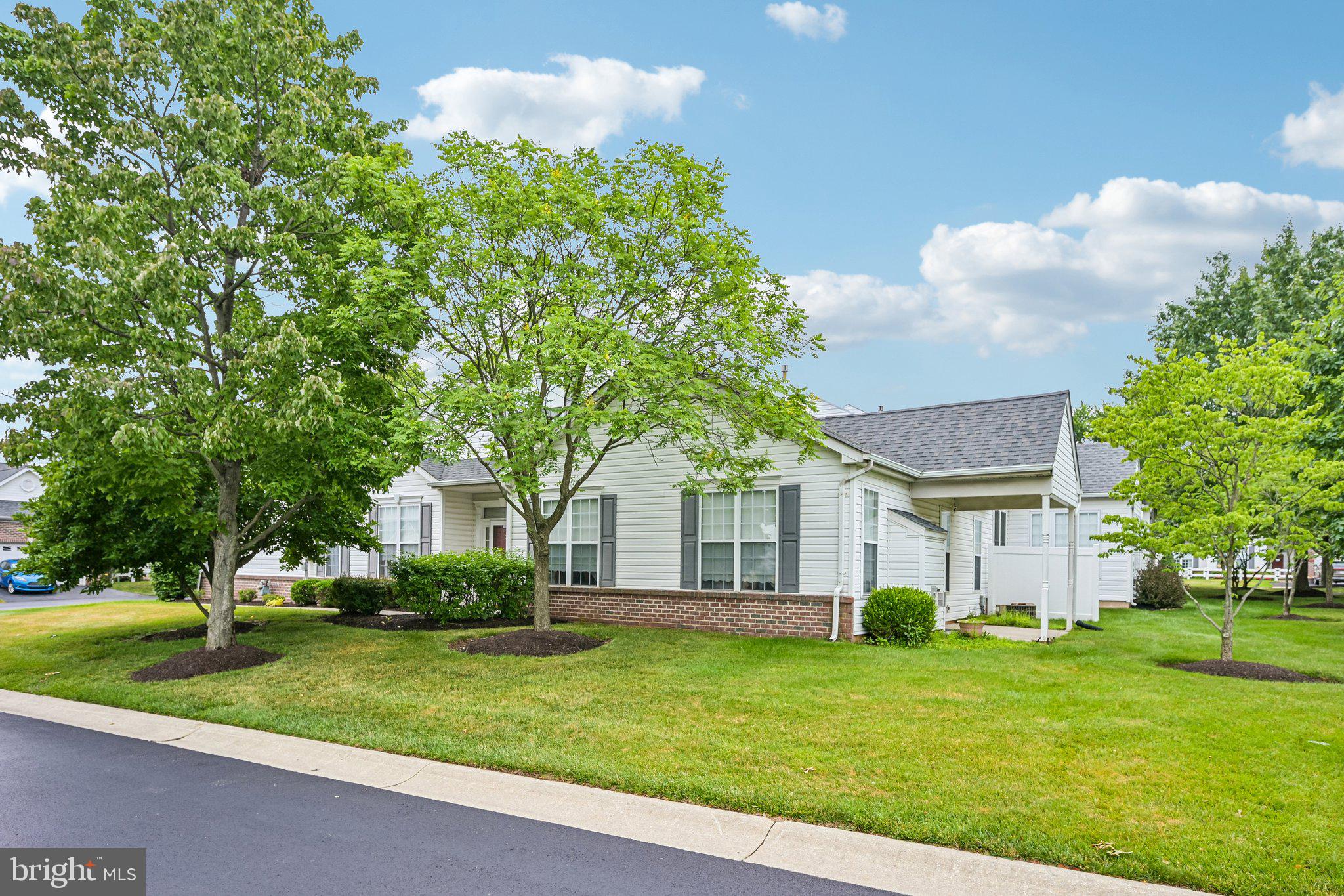 106 NEWBURY WAY