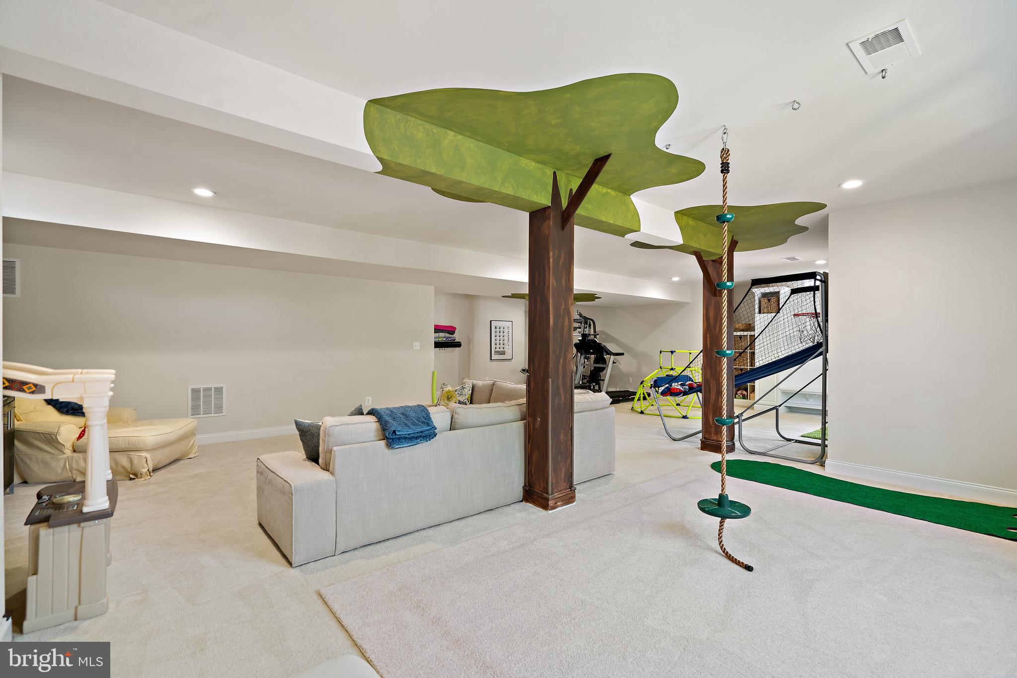 DOMINION VALLEY COUNTRY CLUB - Residential