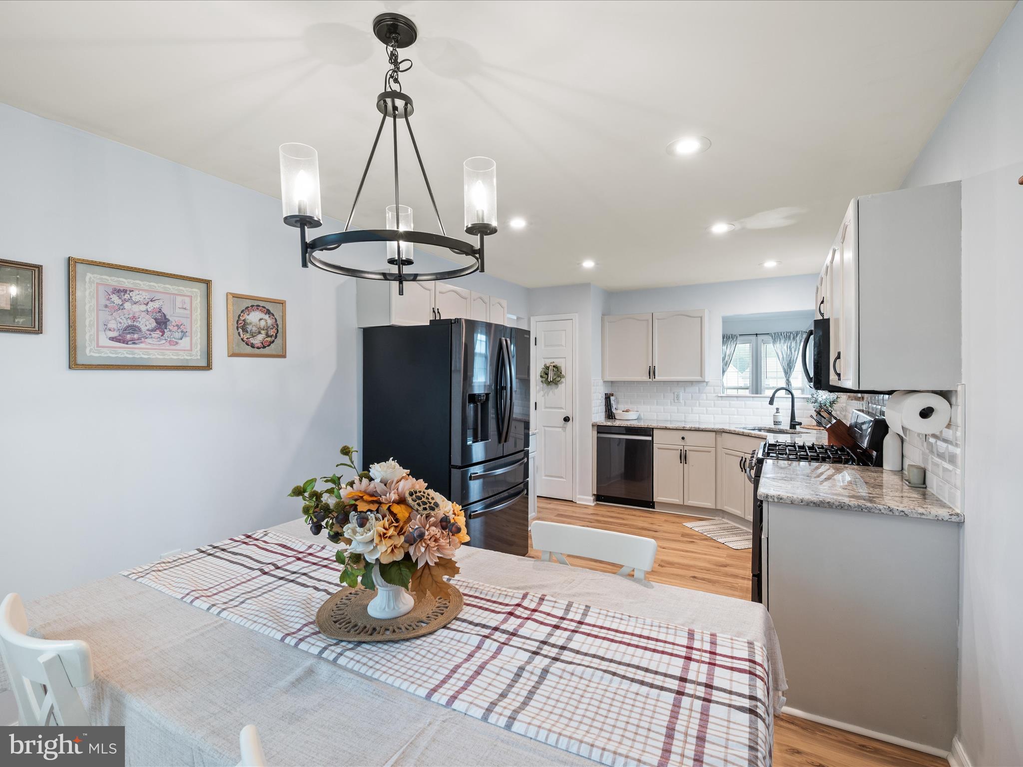 SYCAMORE VILLAGE - Residential