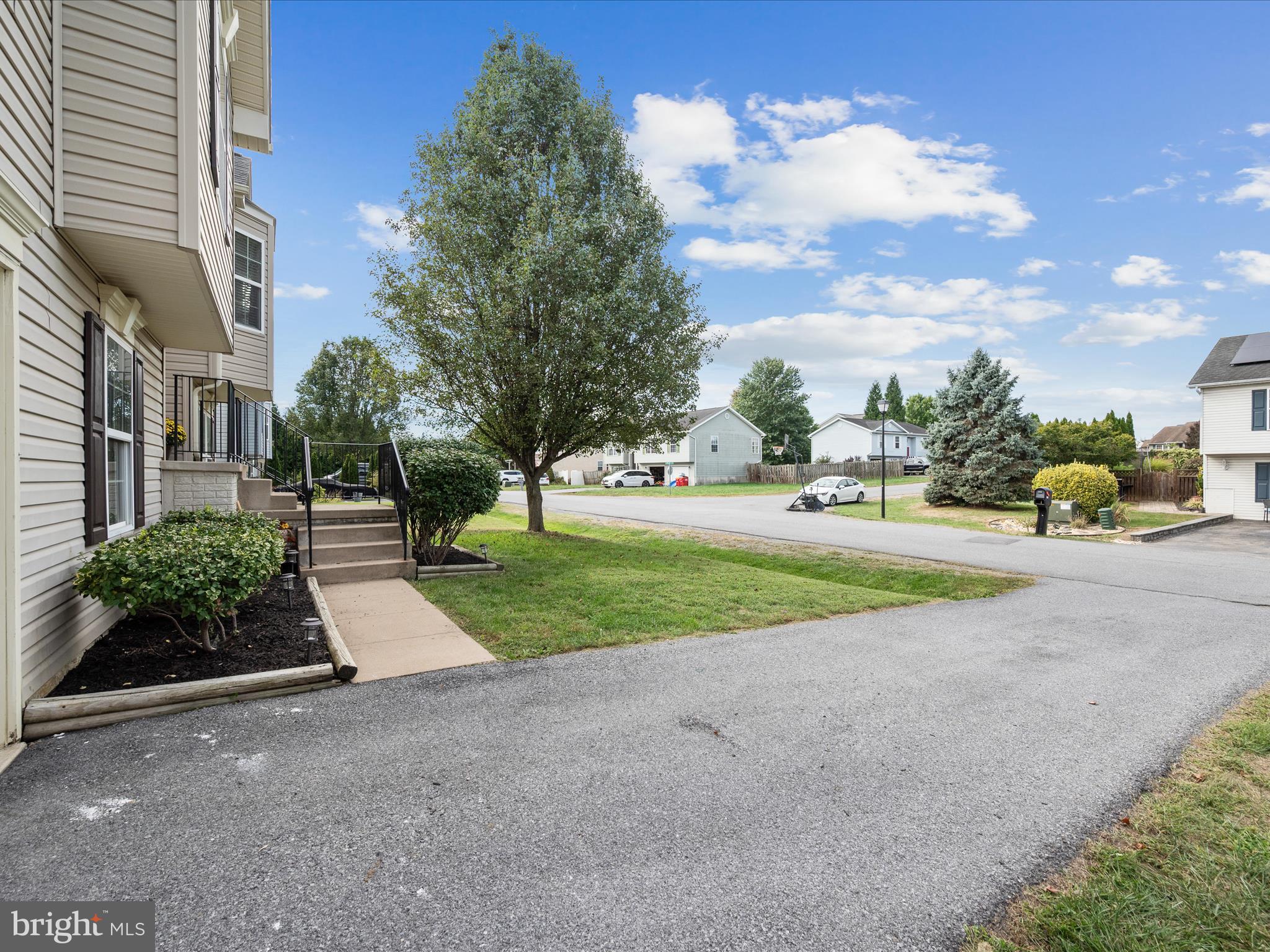 SYCAMORE VILLAGE - Residential