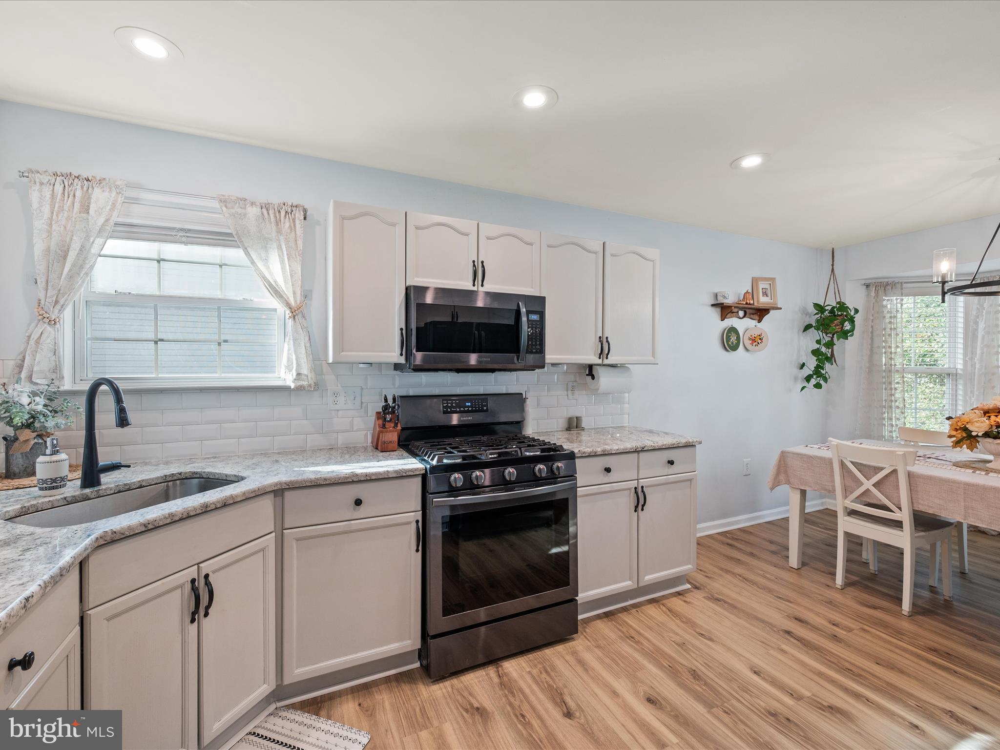 SYCAMORE VILLAGE - Residential