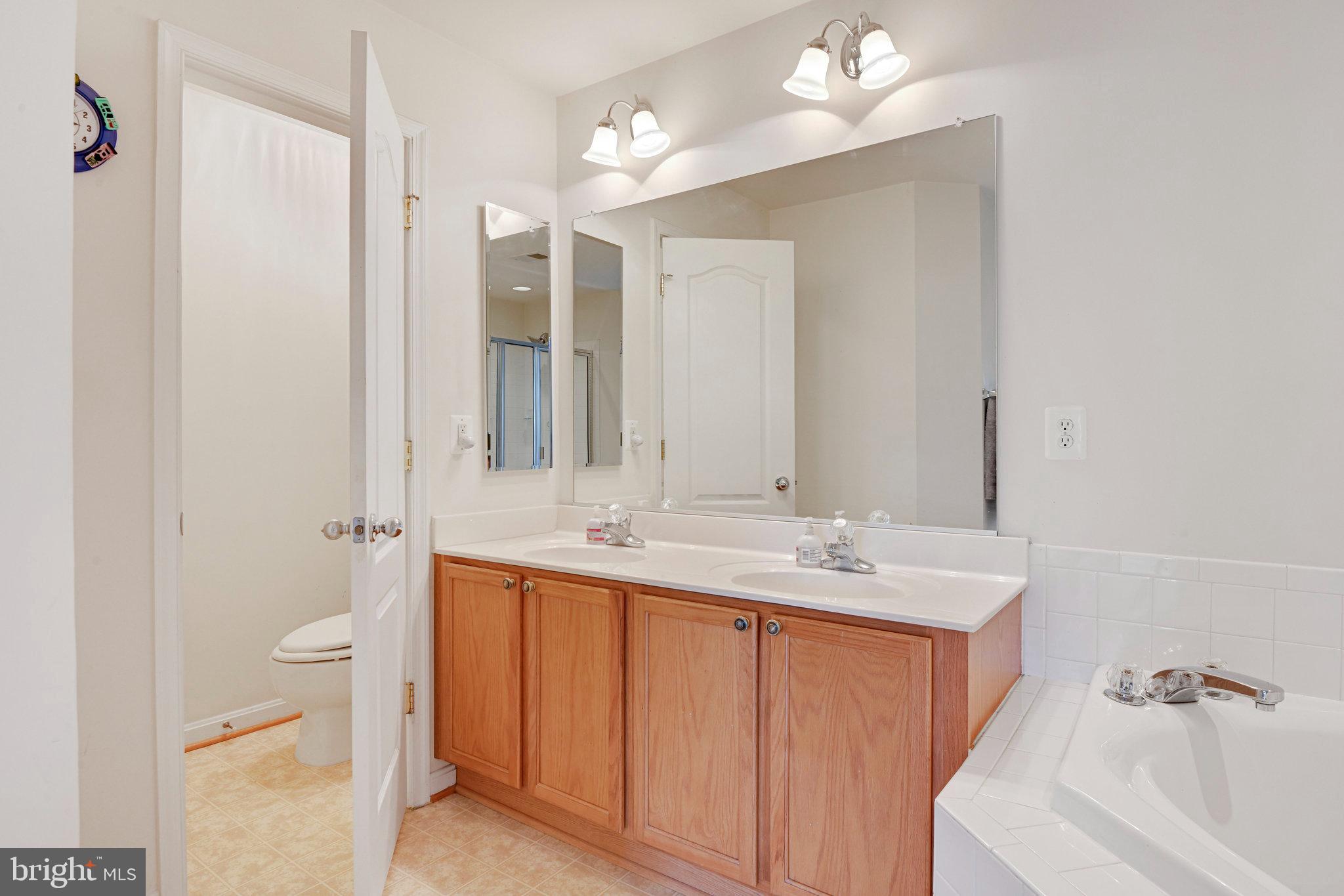 STONE SPRINGS CONDOMINIUMS - Residential