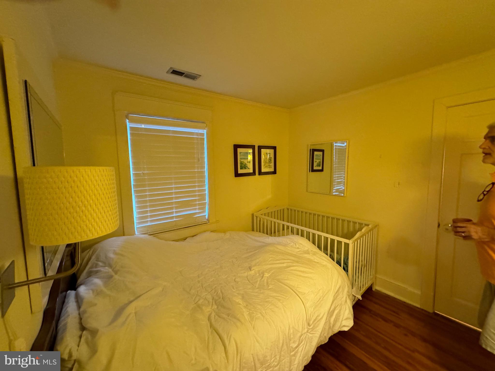 CLARENDON - Residential Lease