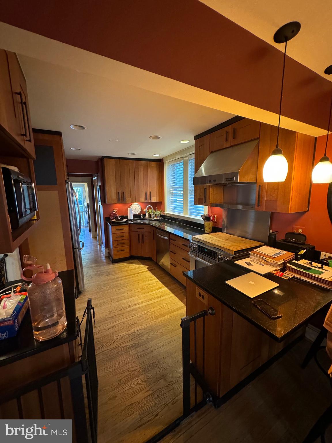 CLARENDON - Residential Lease