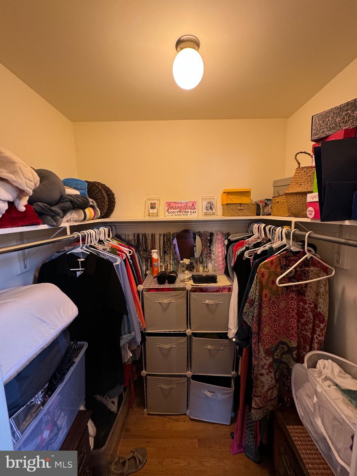 CLARENDON - Residential Lease