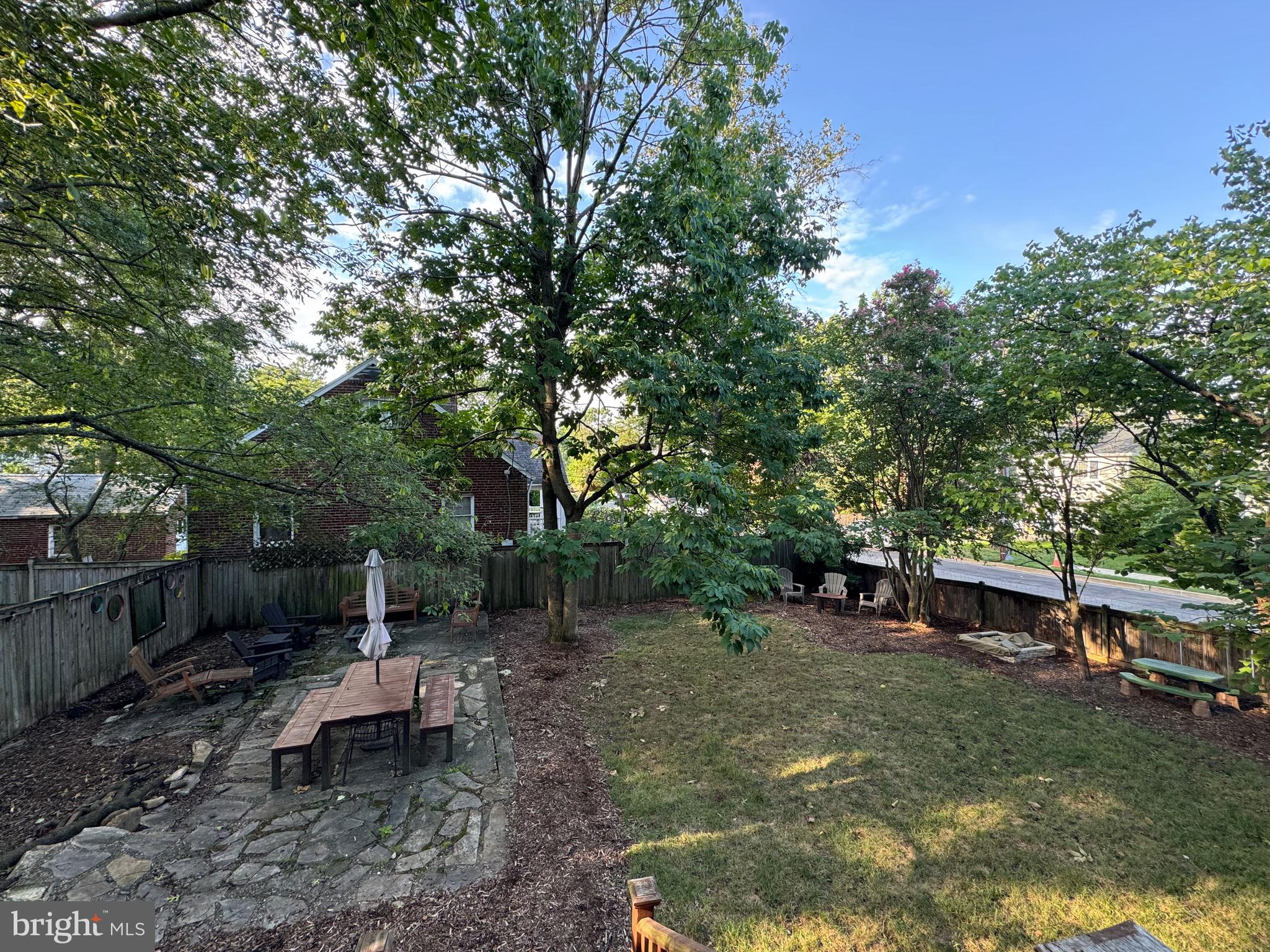 CLARENDON - Residential Lease