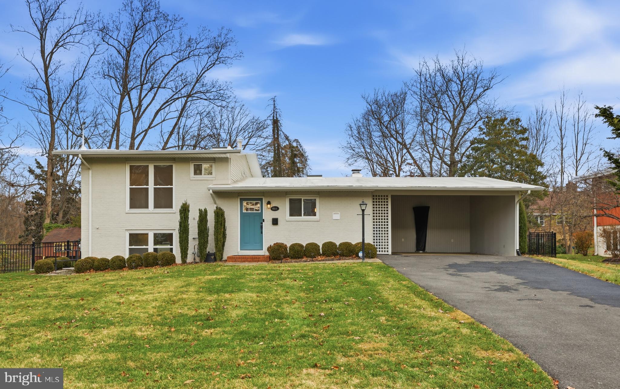 GRASS RIDGE - Residential Lease