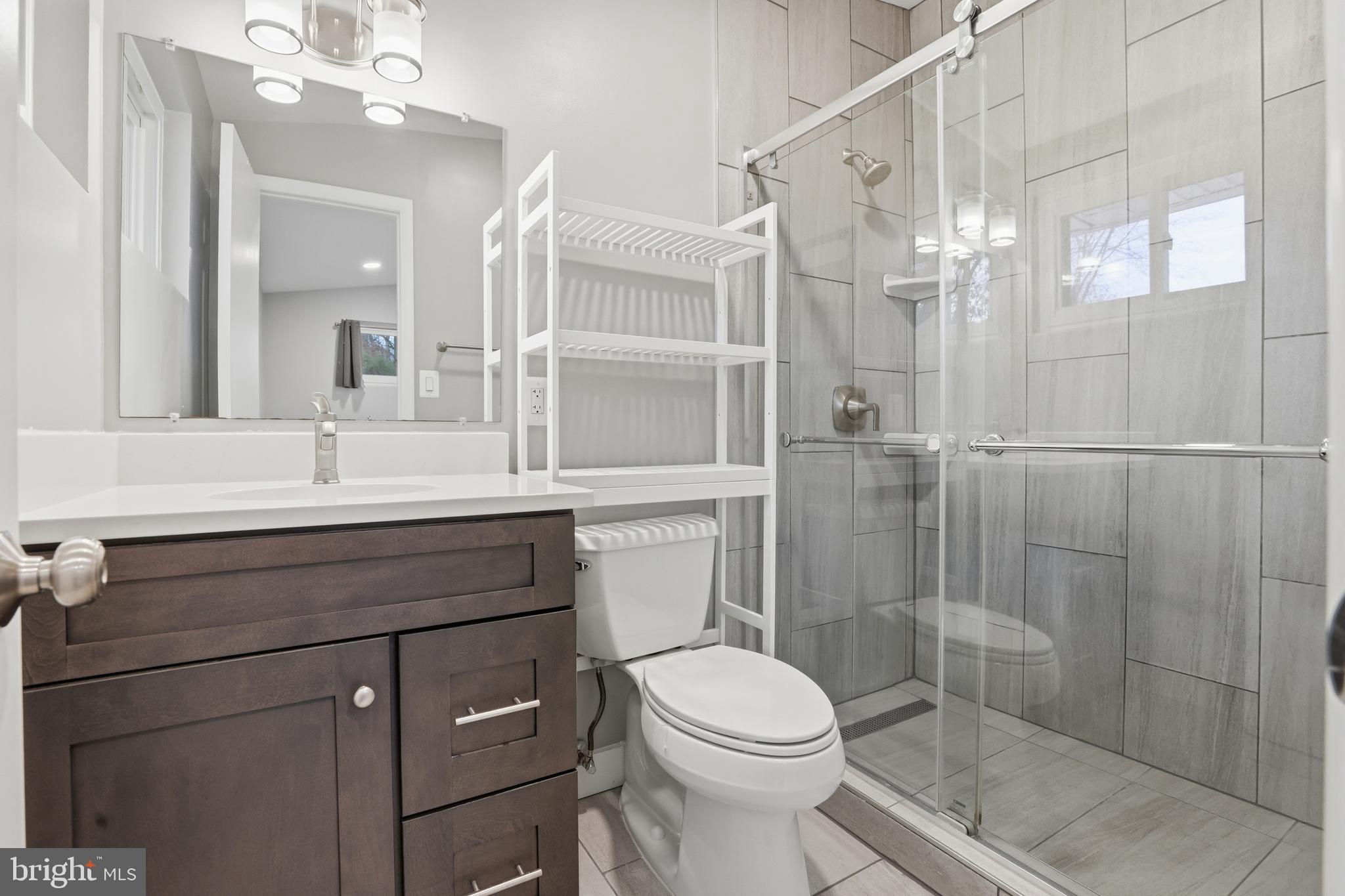 GRASS RIDGE - Residential Lease