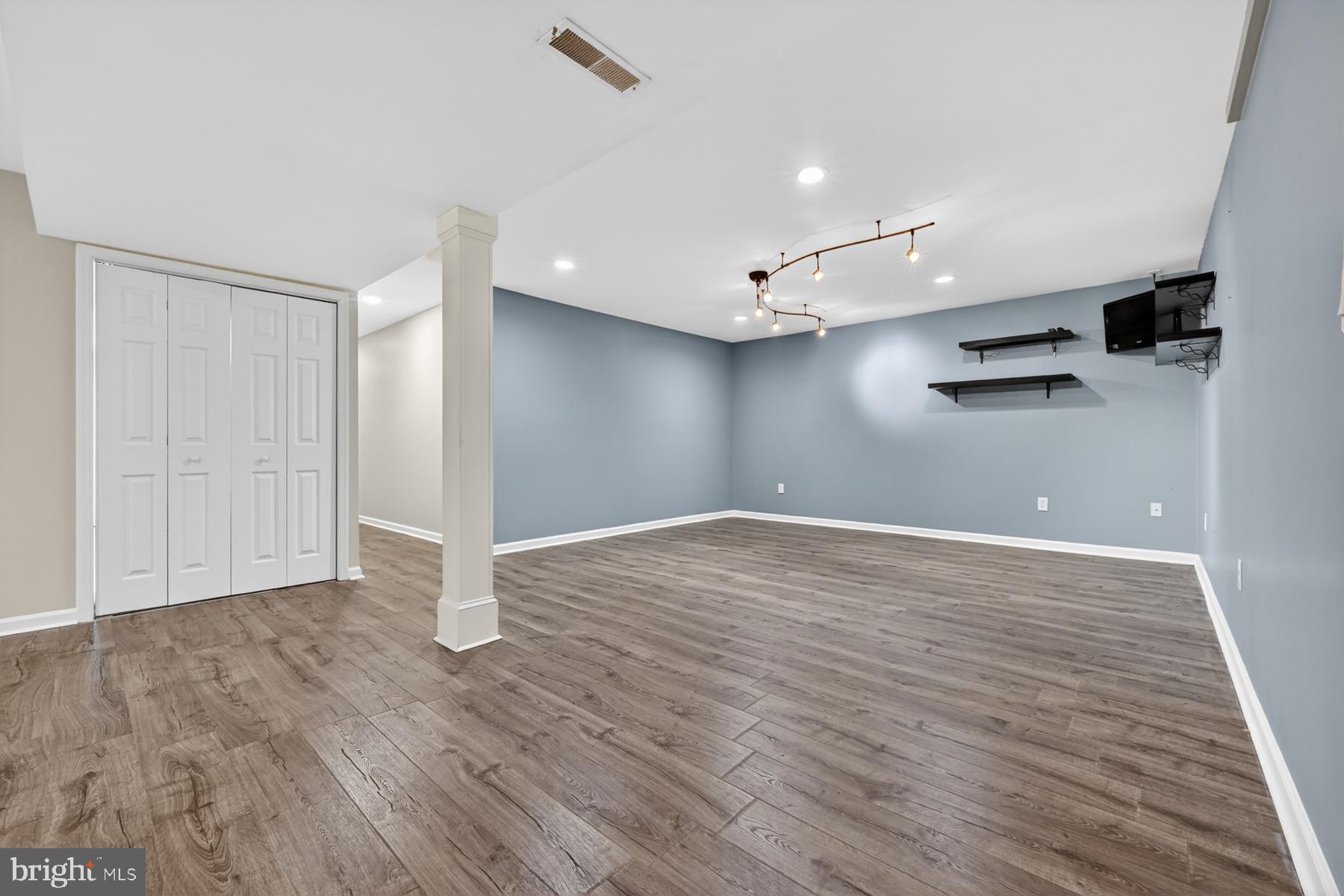 HARDESTY ESTATES - Residential