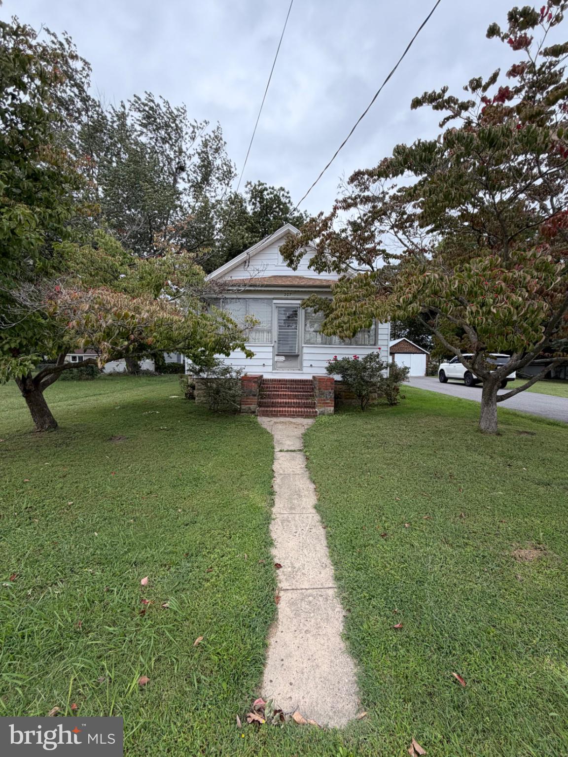 207 KILLARNEY ROAD