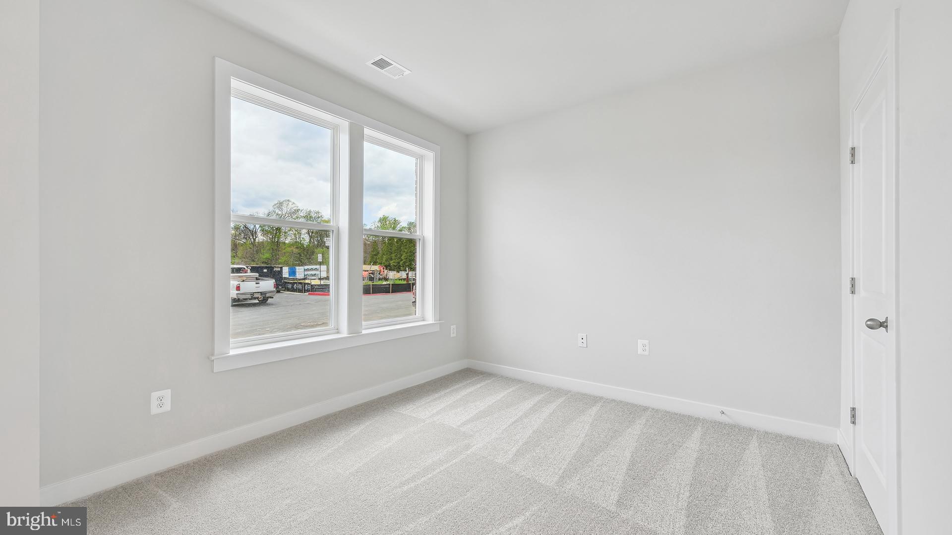 NORTHFAX WEST - Residential