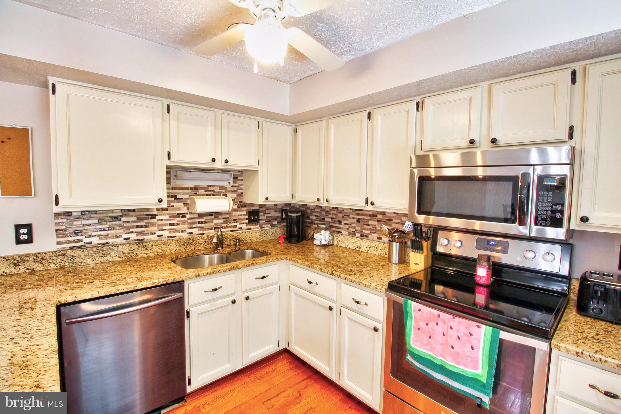 HOLLYMEAD - Residential