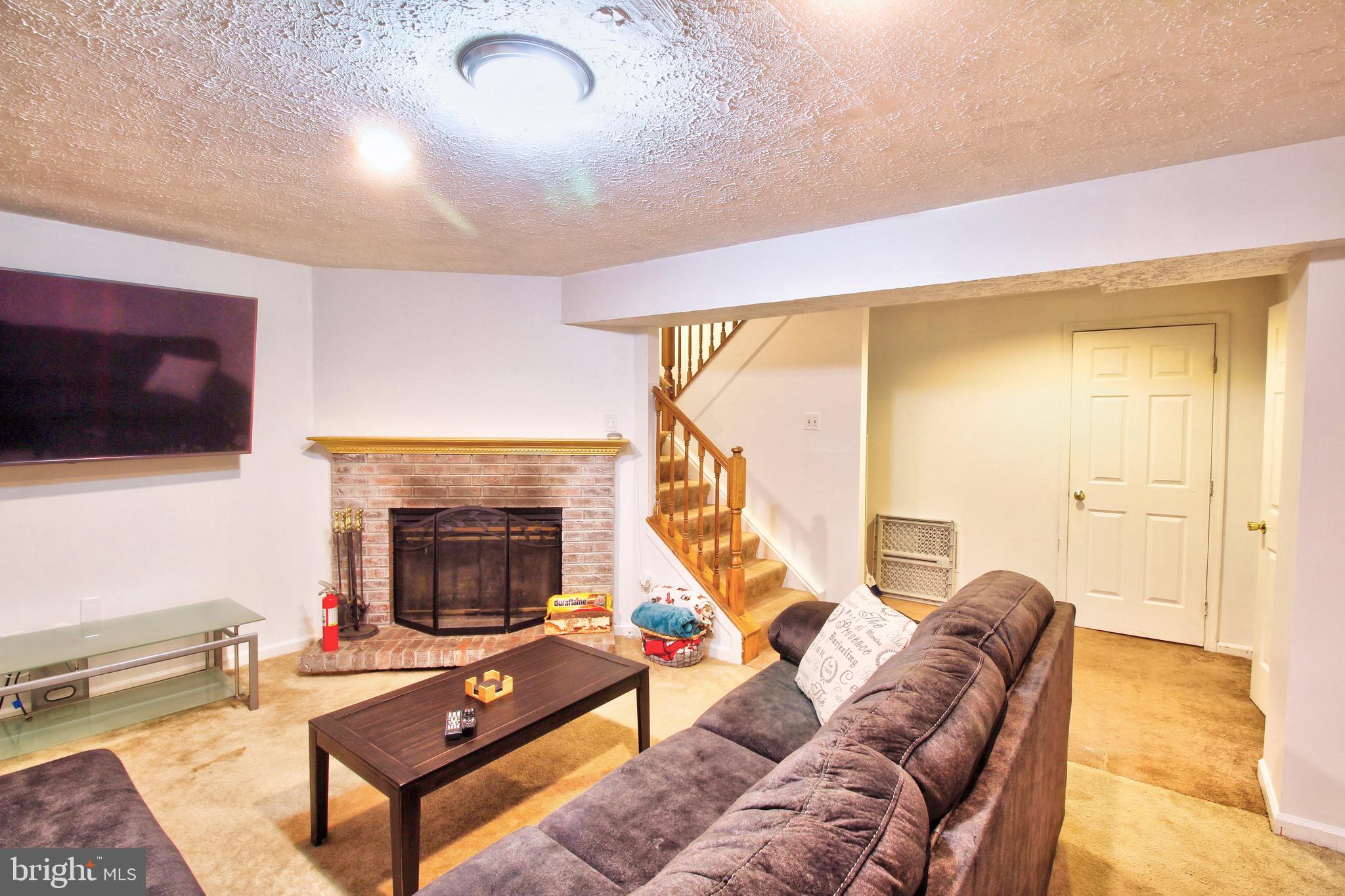 HOLLYMEAD - Residential