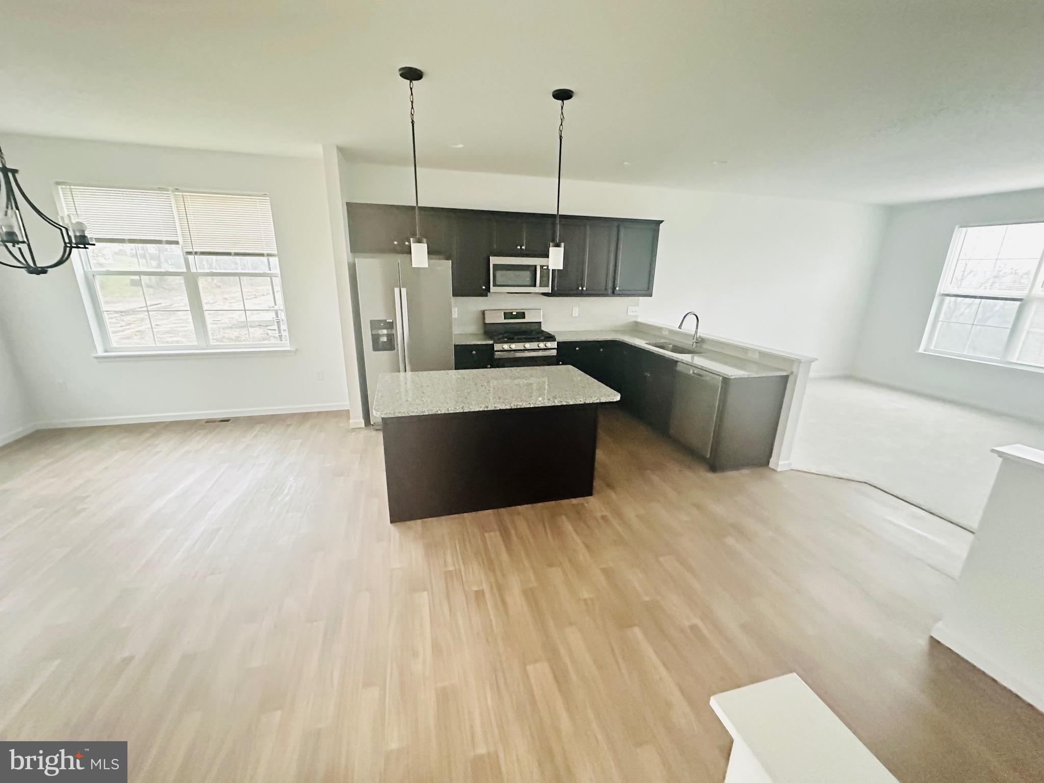 NORTH RIDGE - Residential Lease