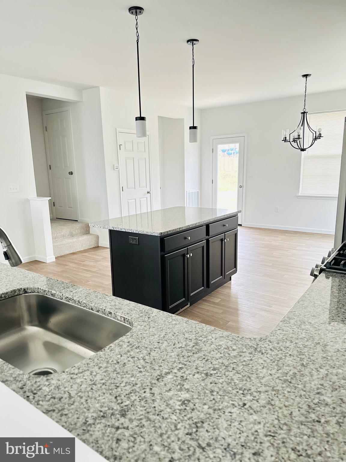 NORTH RIDGE - Residential Lease